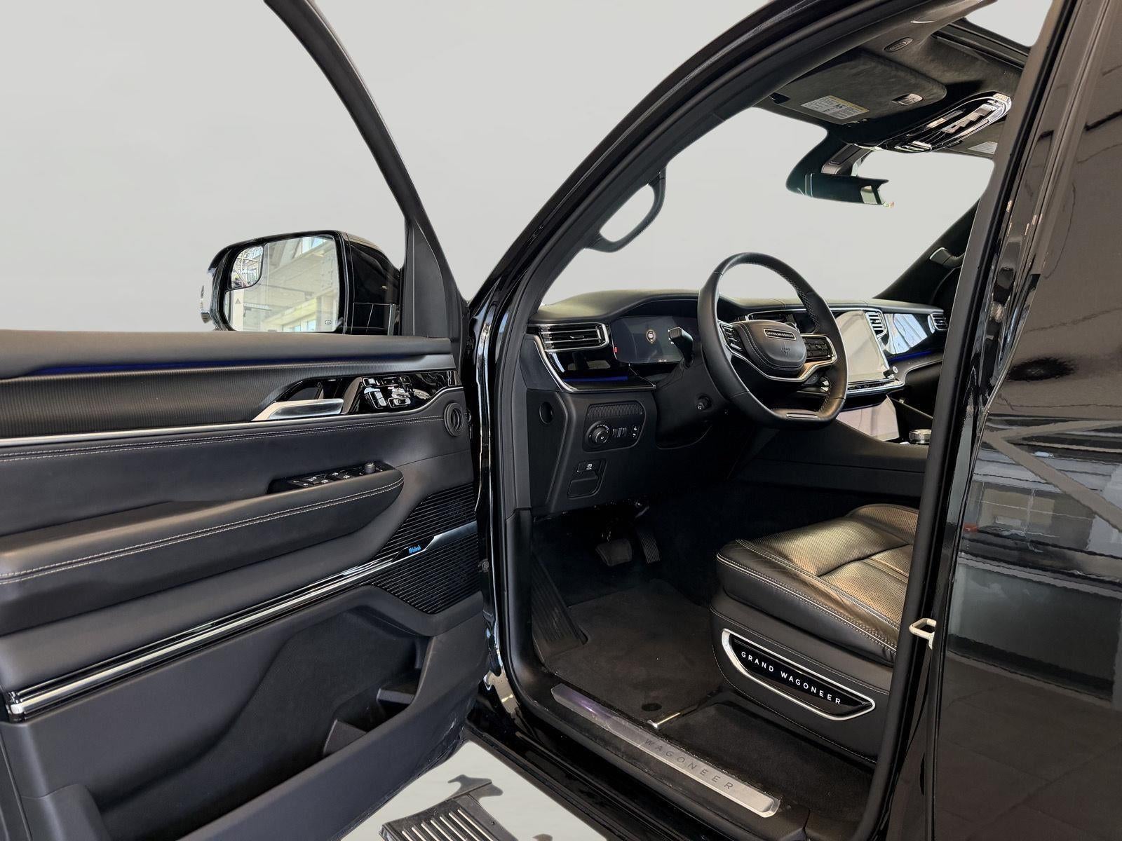 2023 Jeep Grand Wagoneer Series II Obsidian