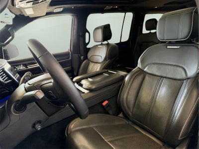 2023 Jeep Grand Wagoneer Series II Obsidian