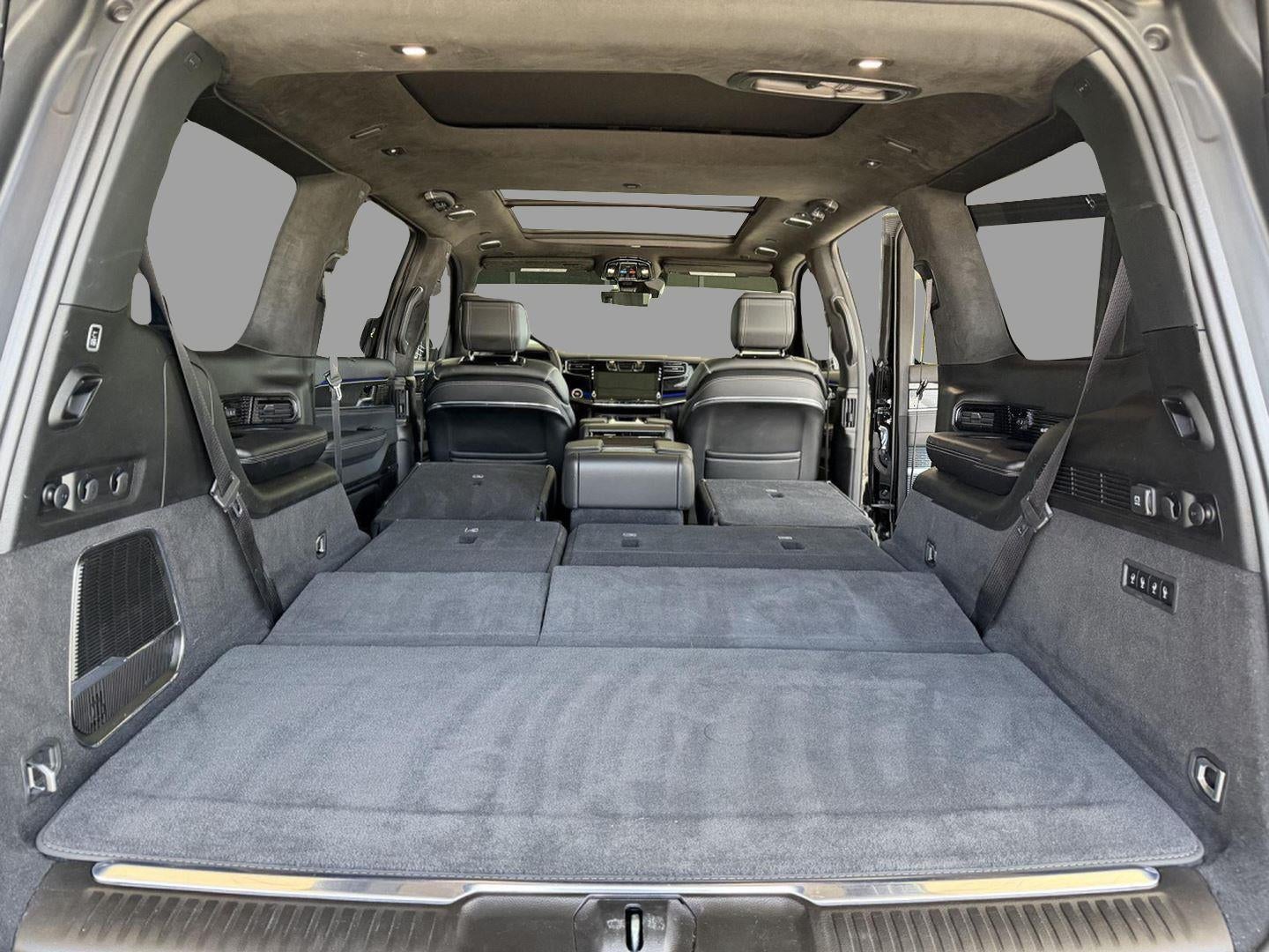2023 Jeep Grand Wagoneer Series II Obsidian