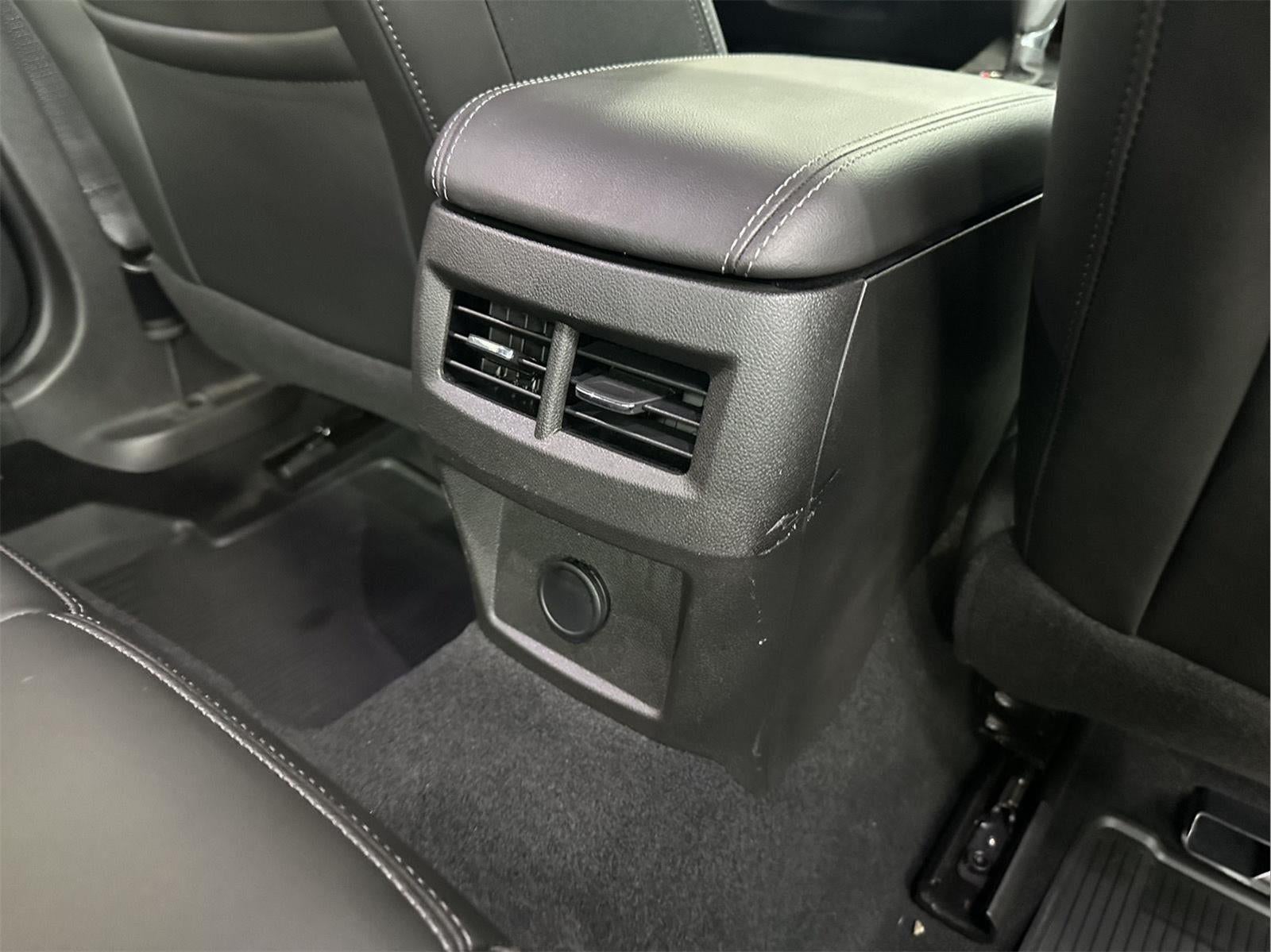 2024 Cadillac CT4 Luxury