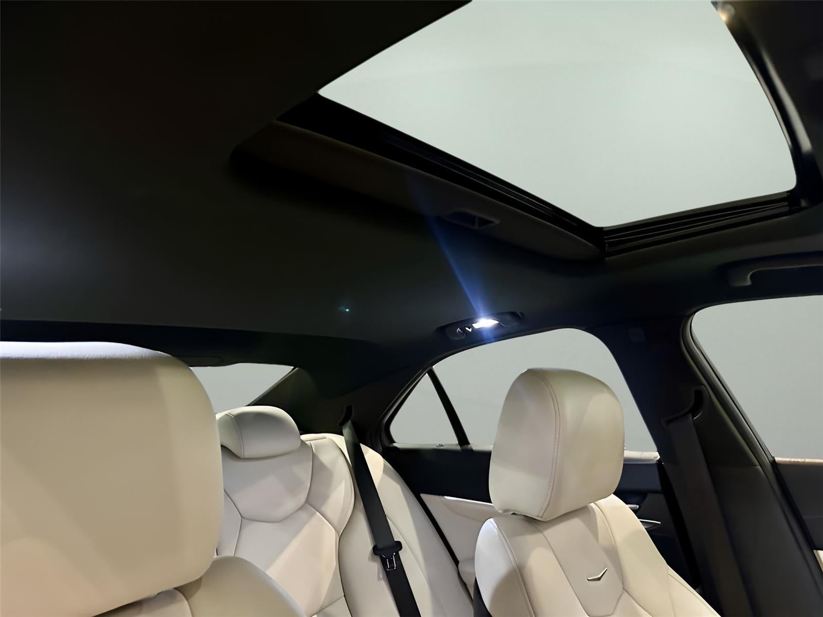 2023 Cadillac CT4 Premium Luxury