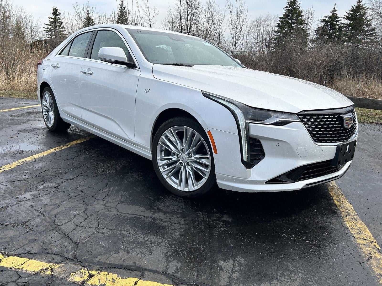 2023 Cadillac CT4 Premium Luxury