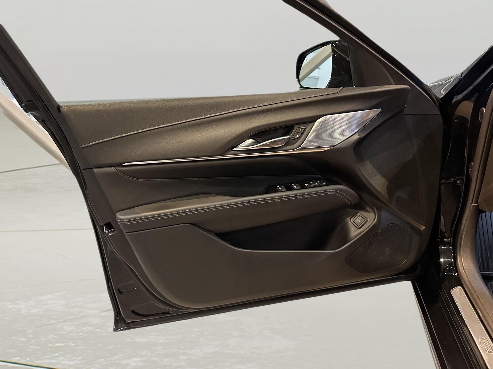 2023 Cadillac CT4 Luxury