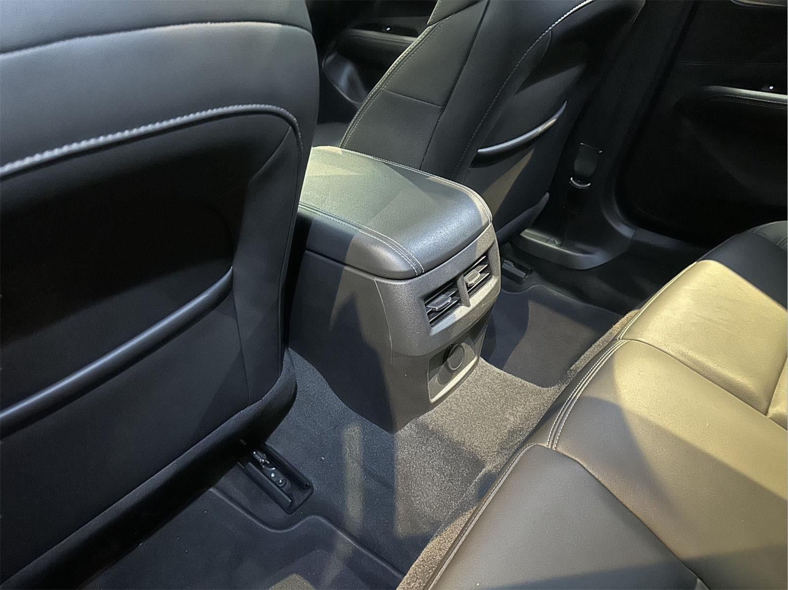 2023 Cadillac CT4 Luxury