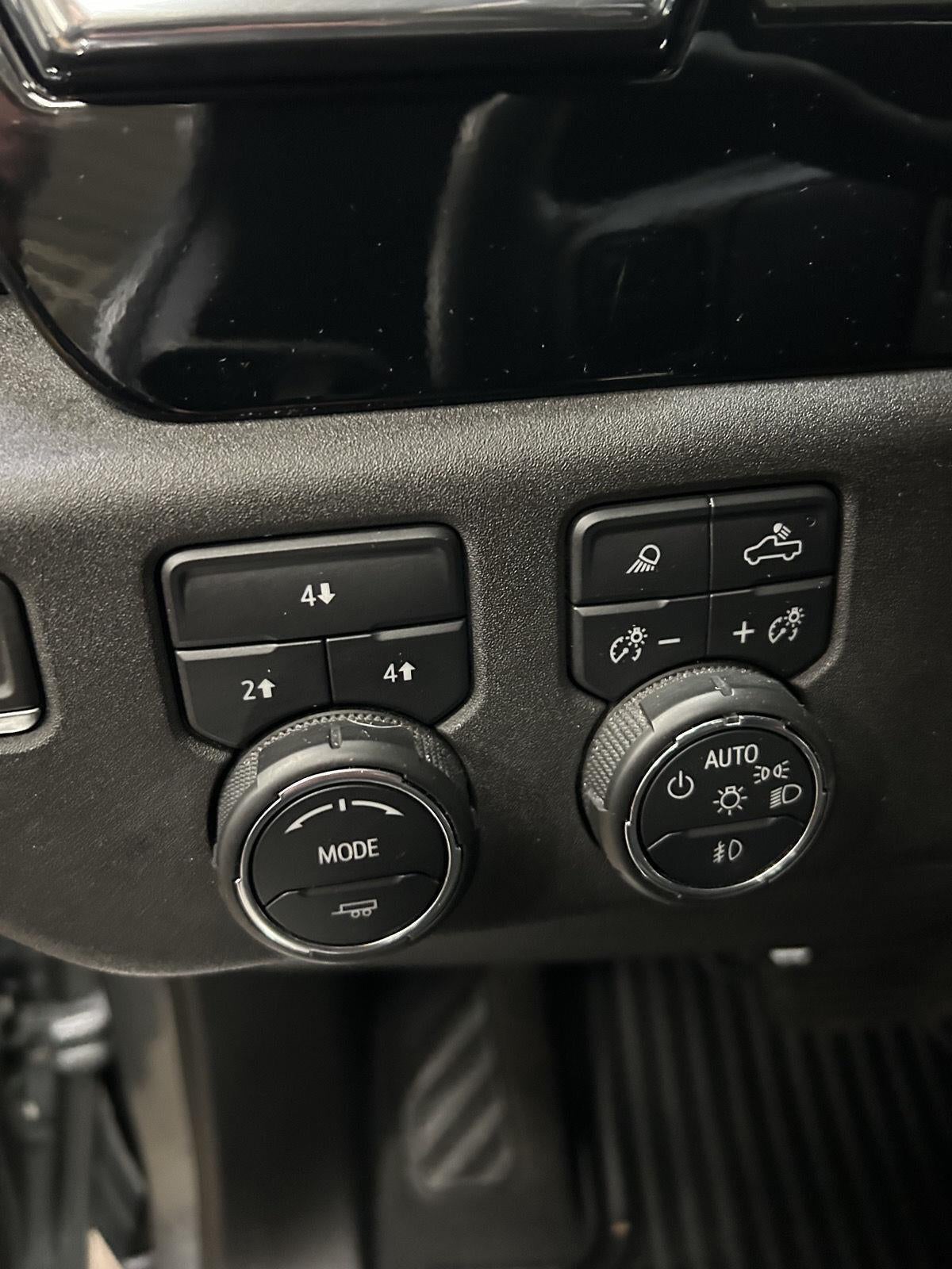 2024 Chevrolet Silverado 3500 HD LT DRW