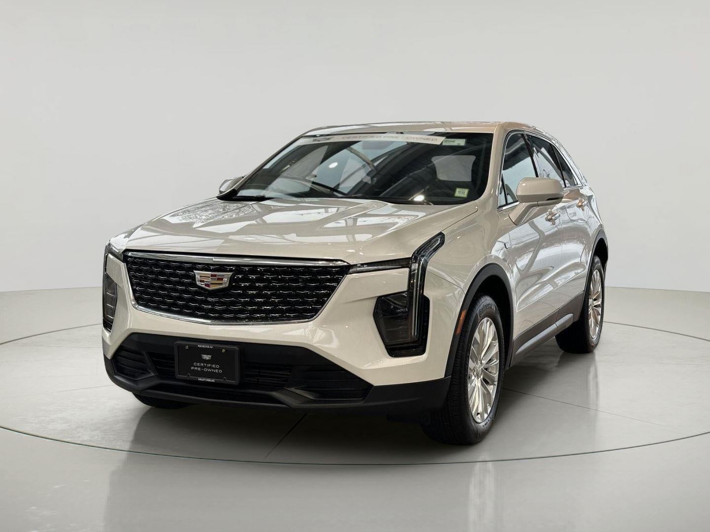2024 Cadillac XT4 Luxury