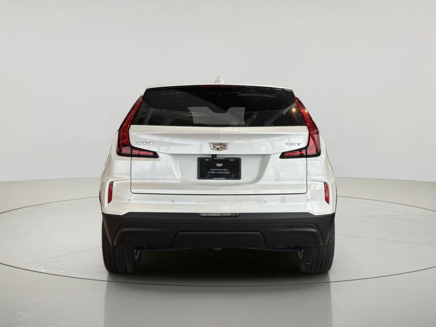 2024 Cadillac XT4 Luxury