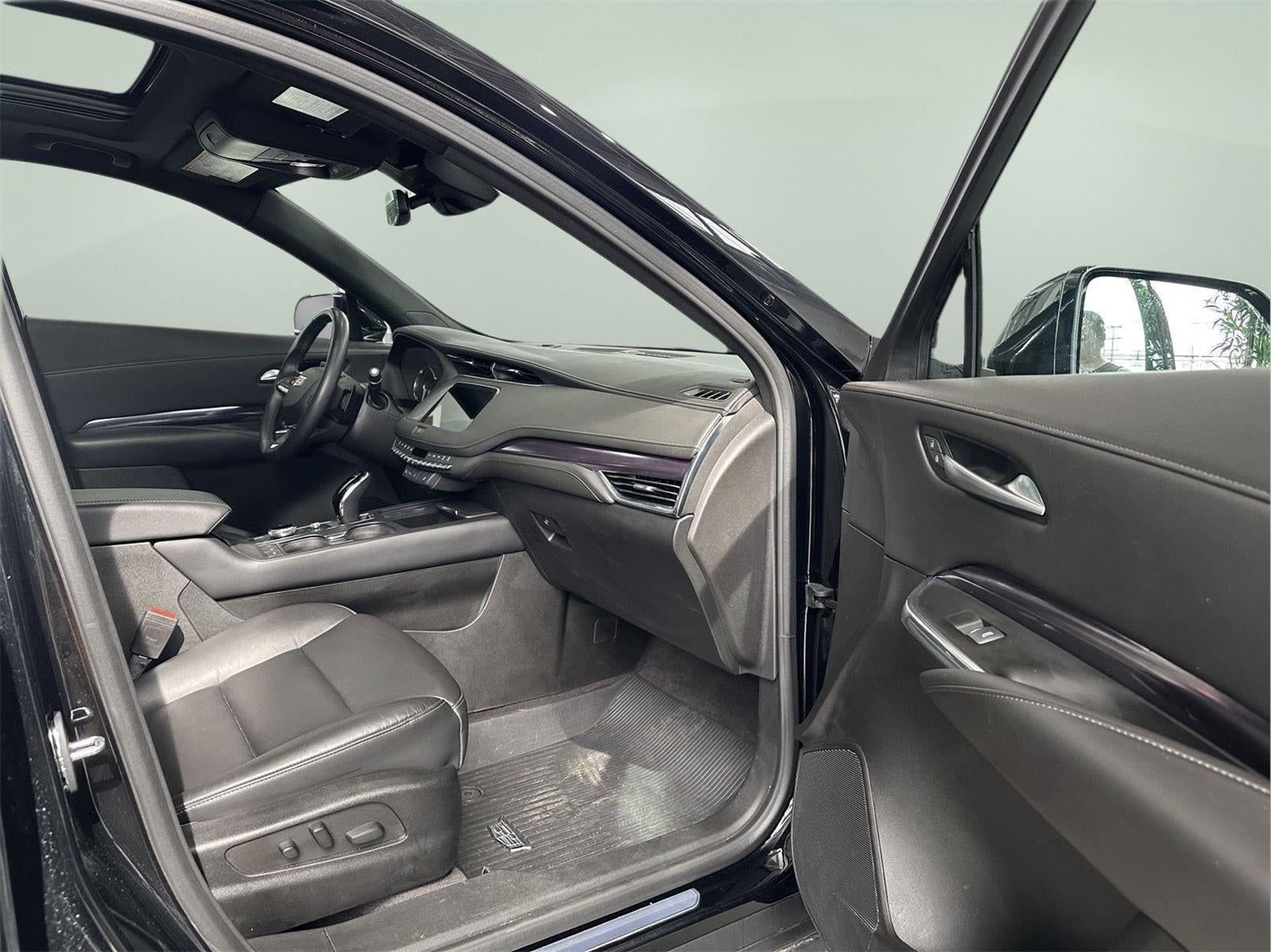 2023 Cadillac XT4 Luxury