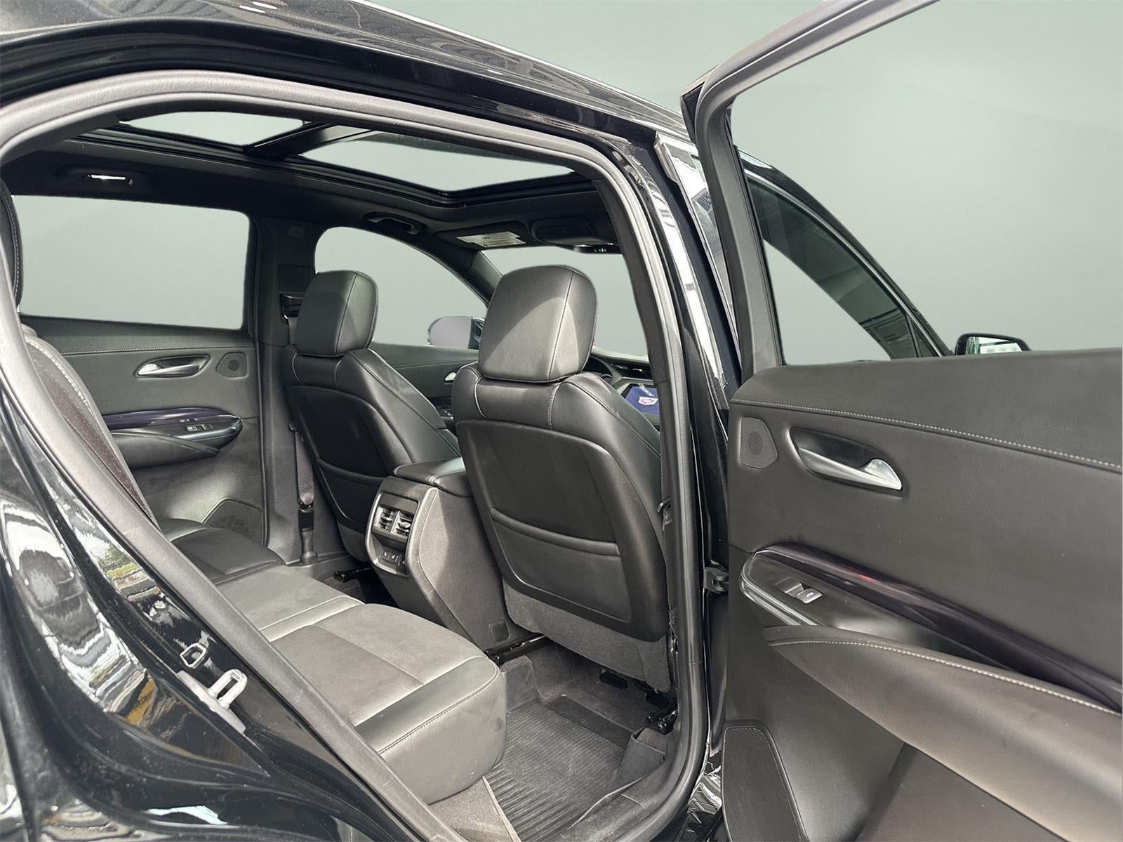 2023 Cadillac XT4 Luxury