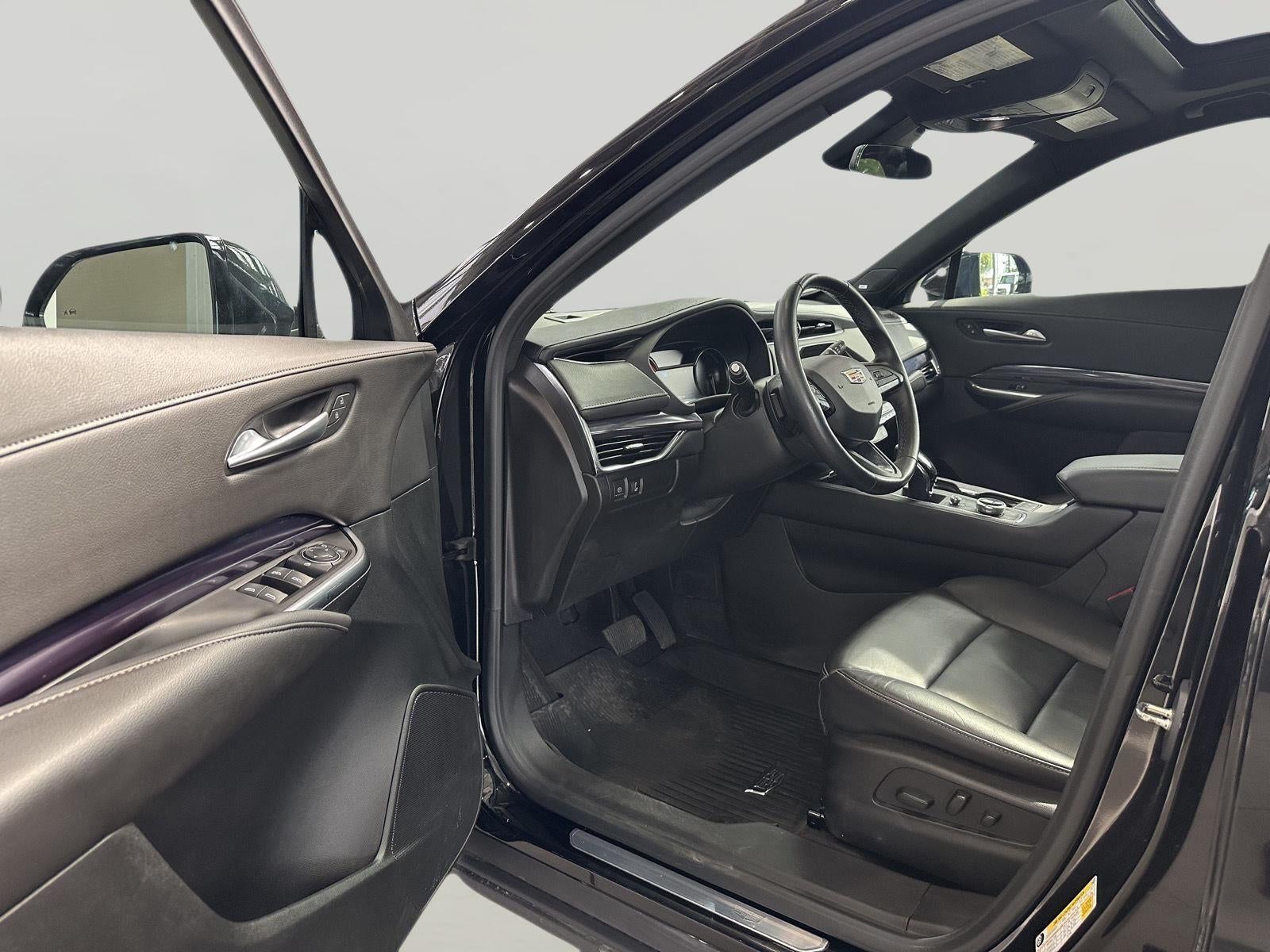 2023 Cadillac XT4 Luxury