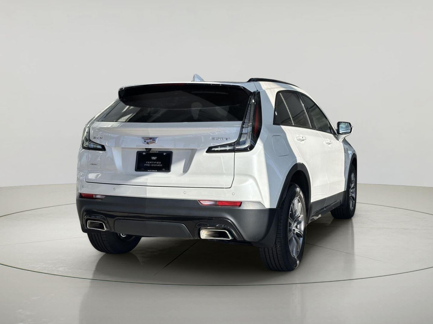 2022 Cadillac XT4 Luxury