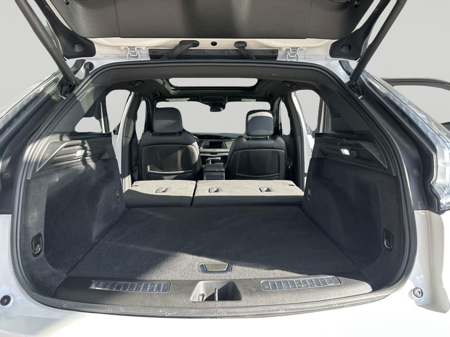 2022 Cadillac XT4 Luxury