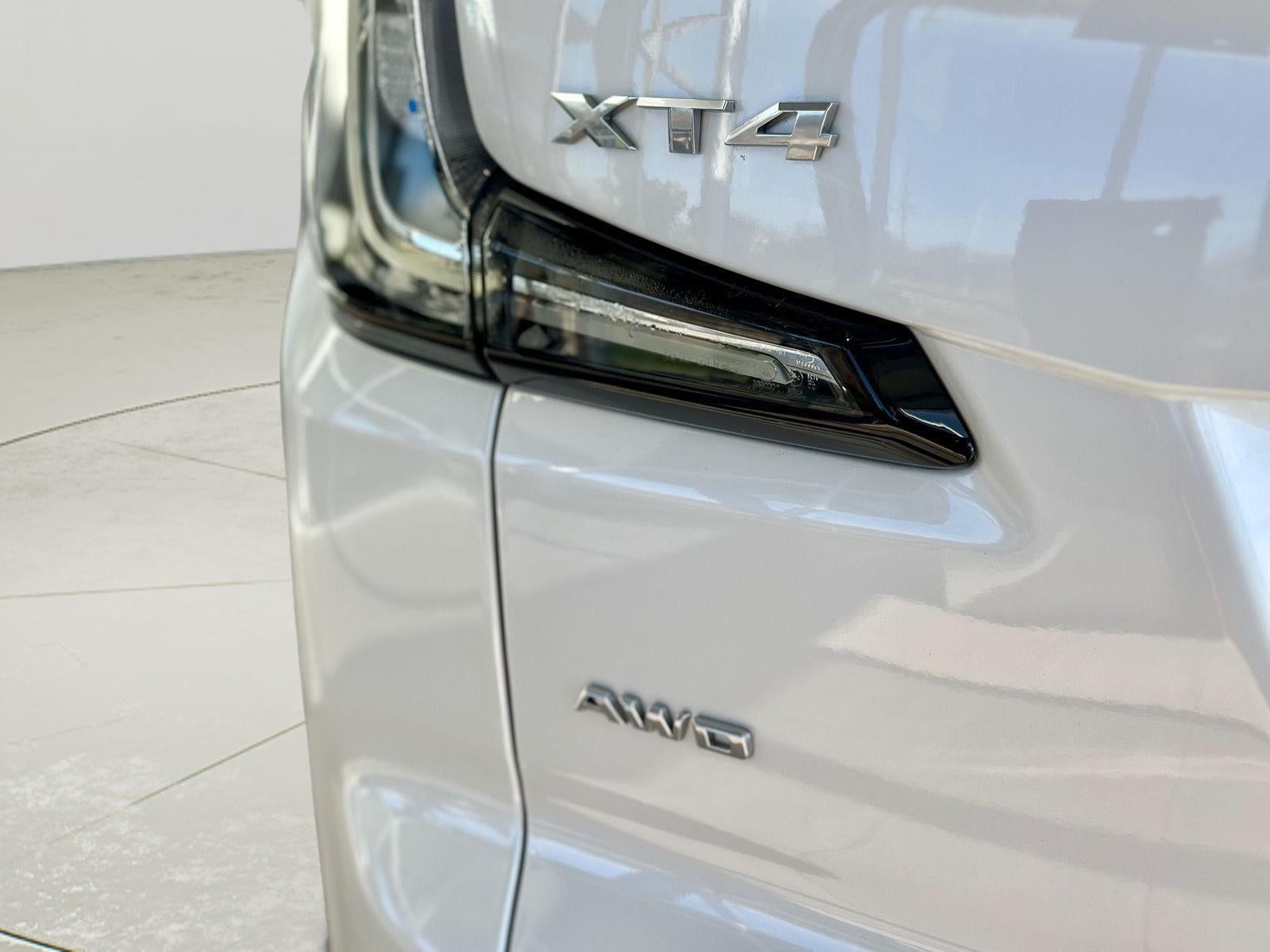 2022 Cadillac XT4 Luxury