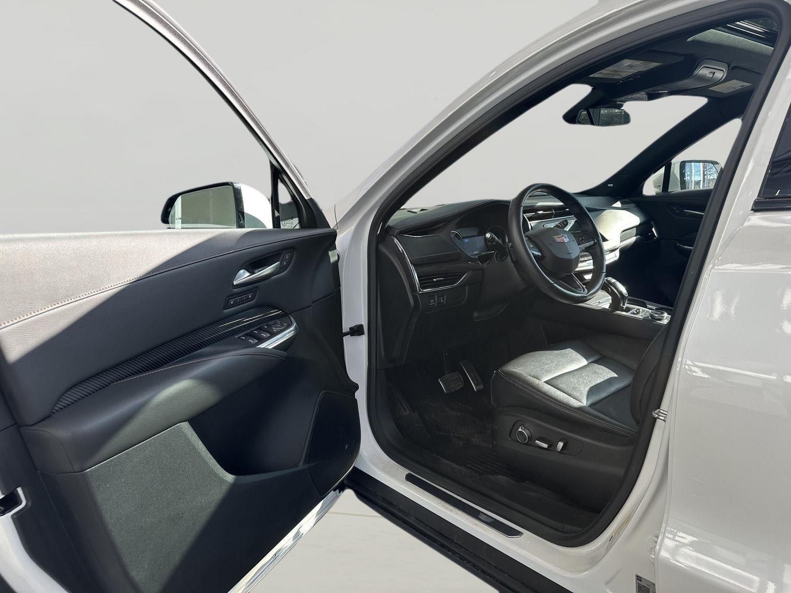 2022 Cadillac XT4 Luxury