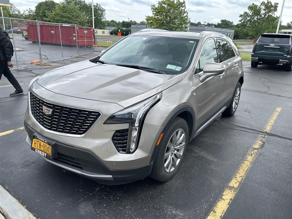 2023 Cadillac XT4 Premium Luxury