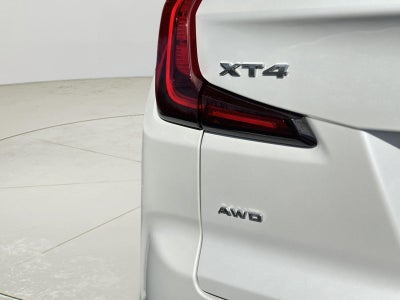 2023 Cadillac XT4 Premium Luxury
