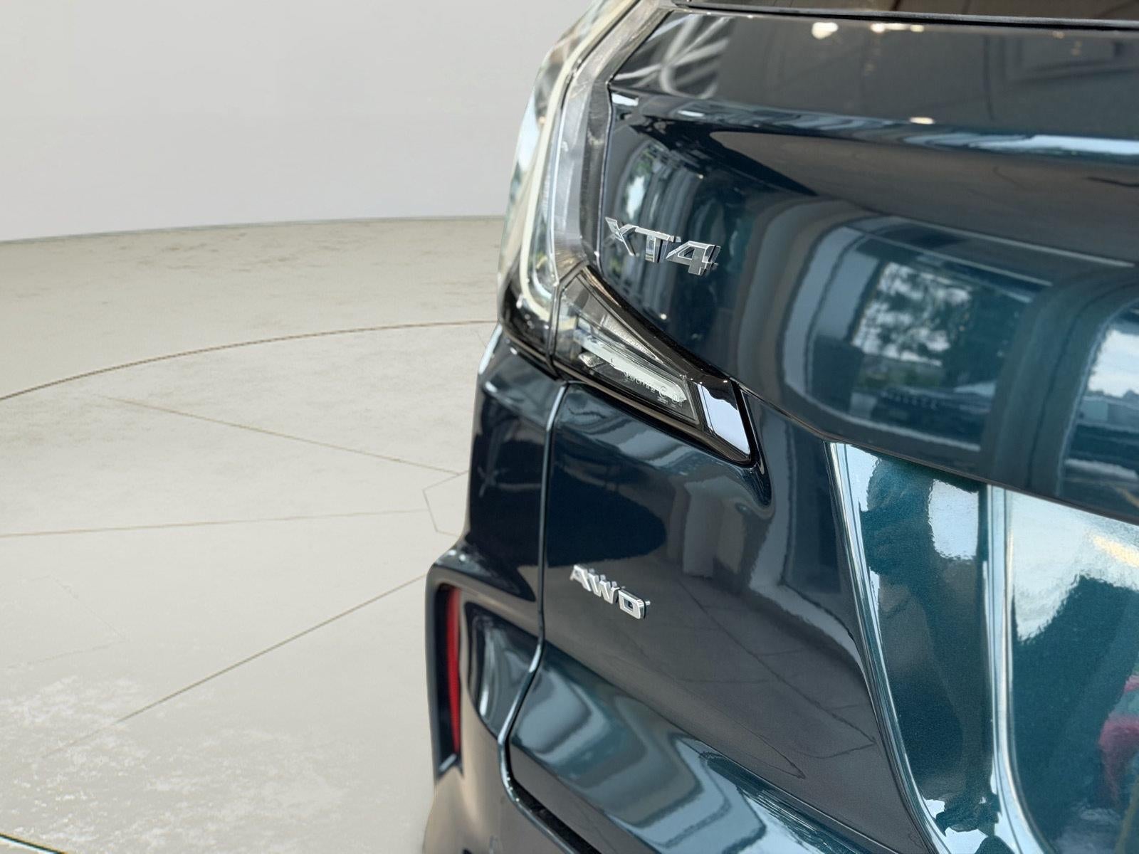 2024 Cadillac XT4 Sport