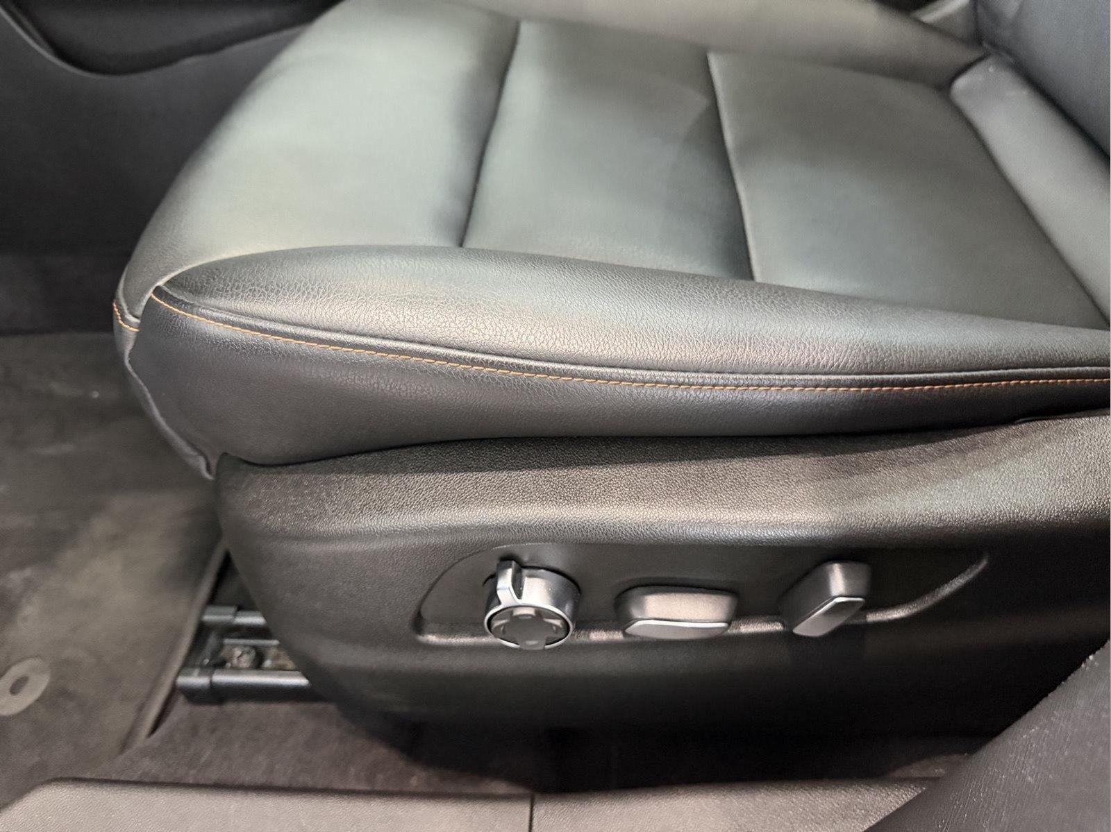 2023 Cadillac XT4 AWD Sport