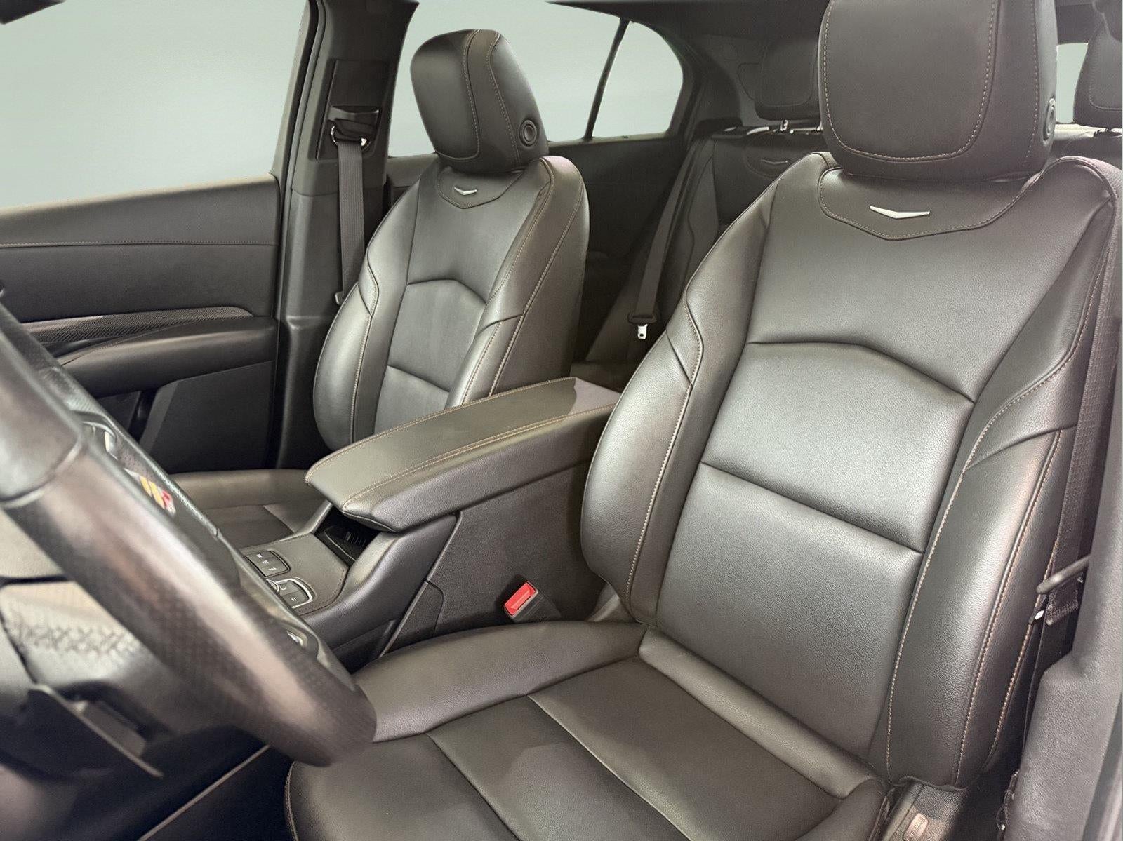 2023 Cadillac XT4 AWD Sport