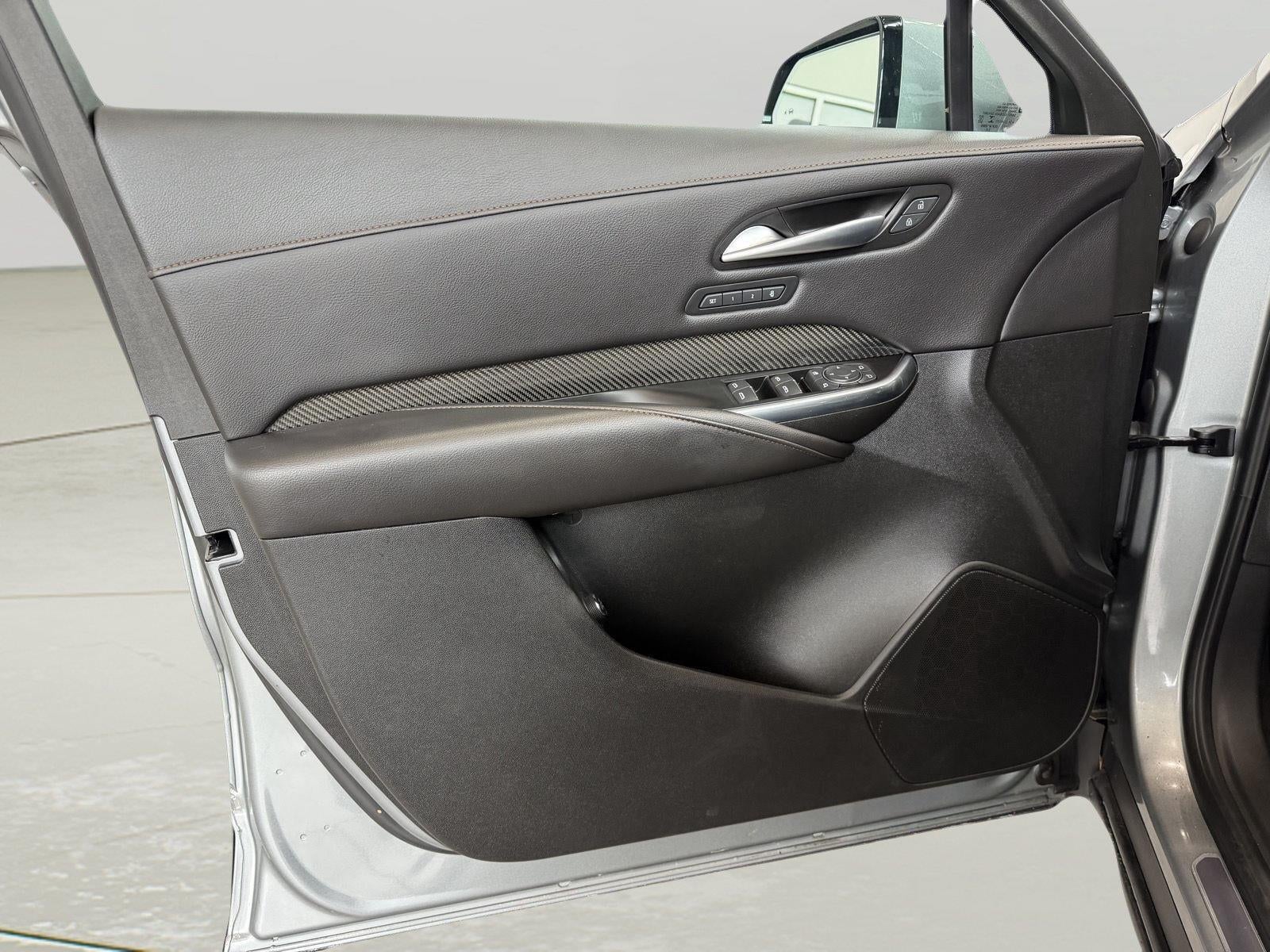2023 Cadillac XT4 AWD Sport