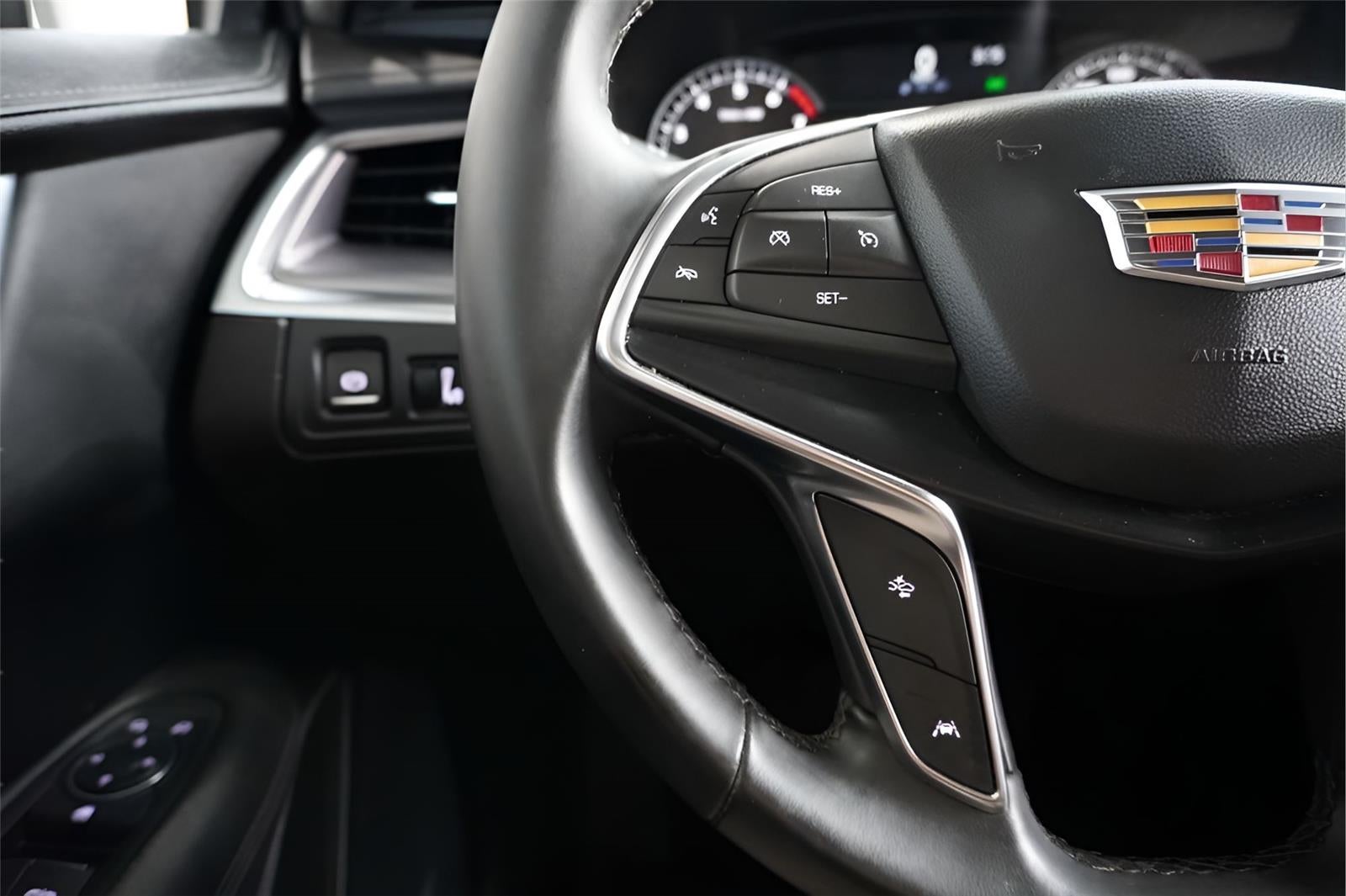 2024 Cadillac XT5 Luxury