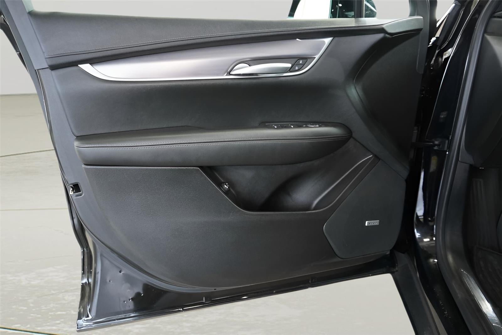 2024 Cadillac XT5 Luxury