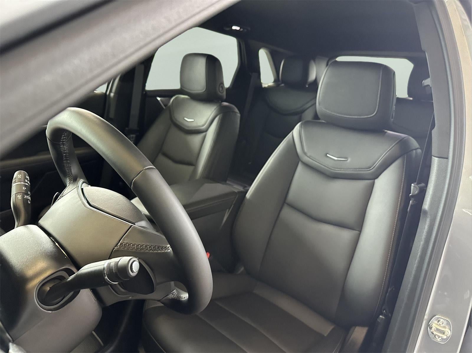 2025 Cadillac XT5 Luxury