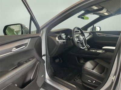 2025 Cadillac XT5 Luxury