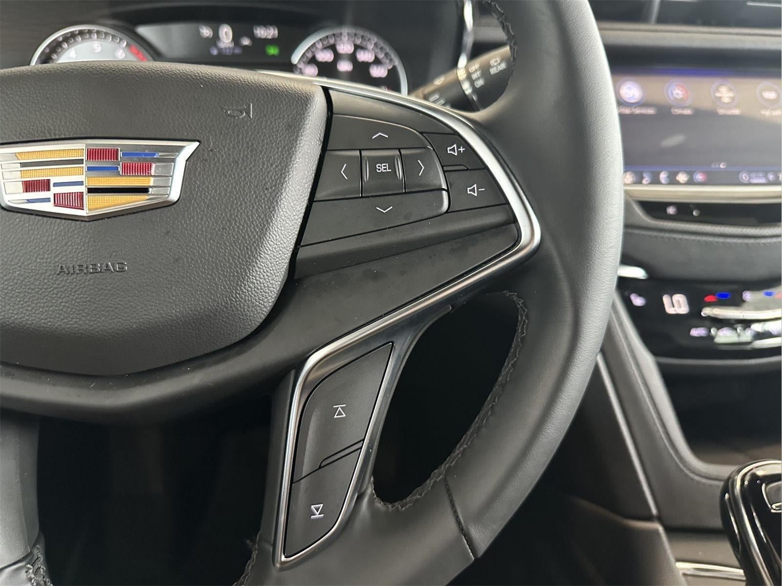 2025 Cadillac XT5 Luxury