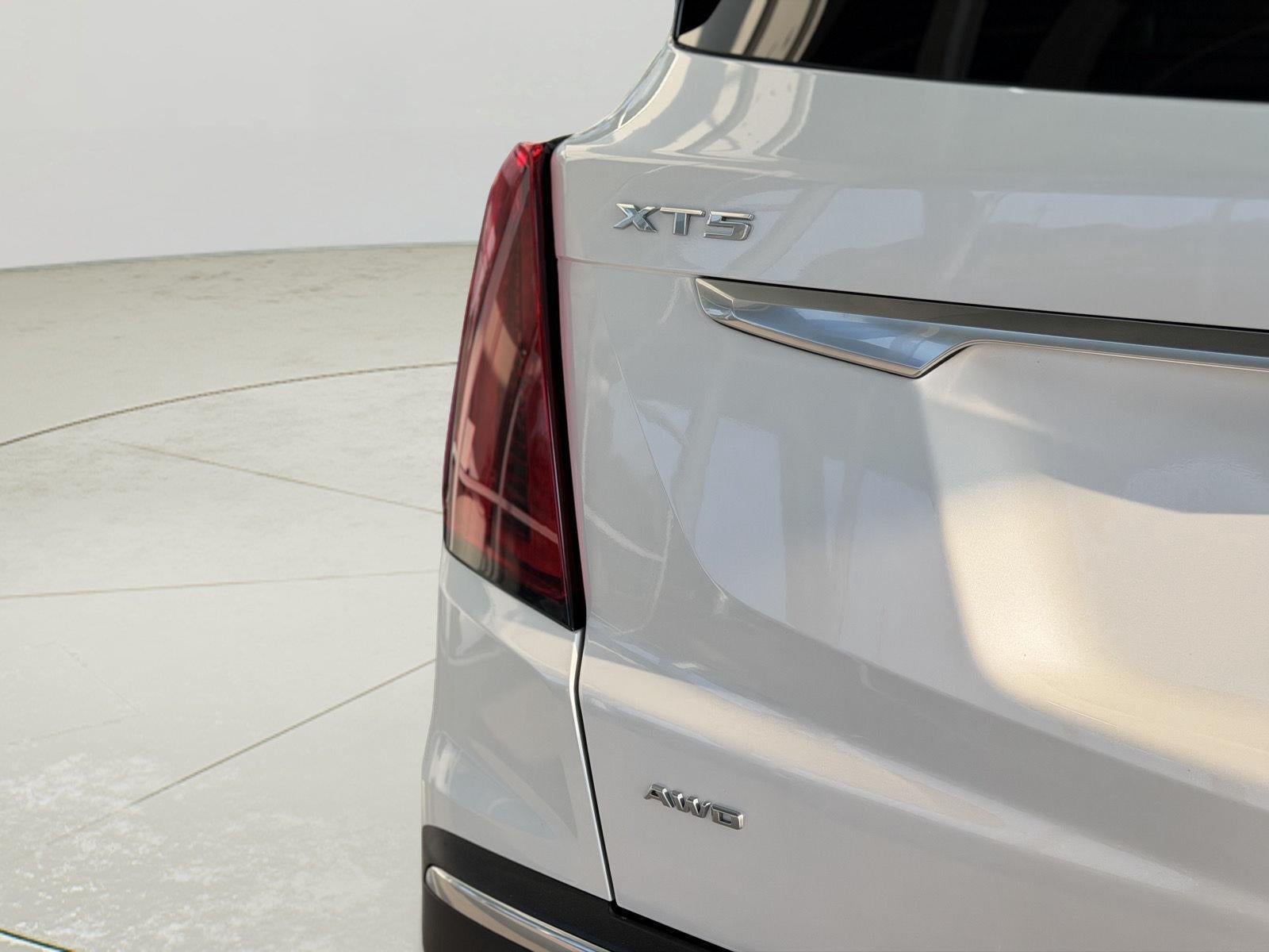 2021 Cadillac XT5 AWD Luxury