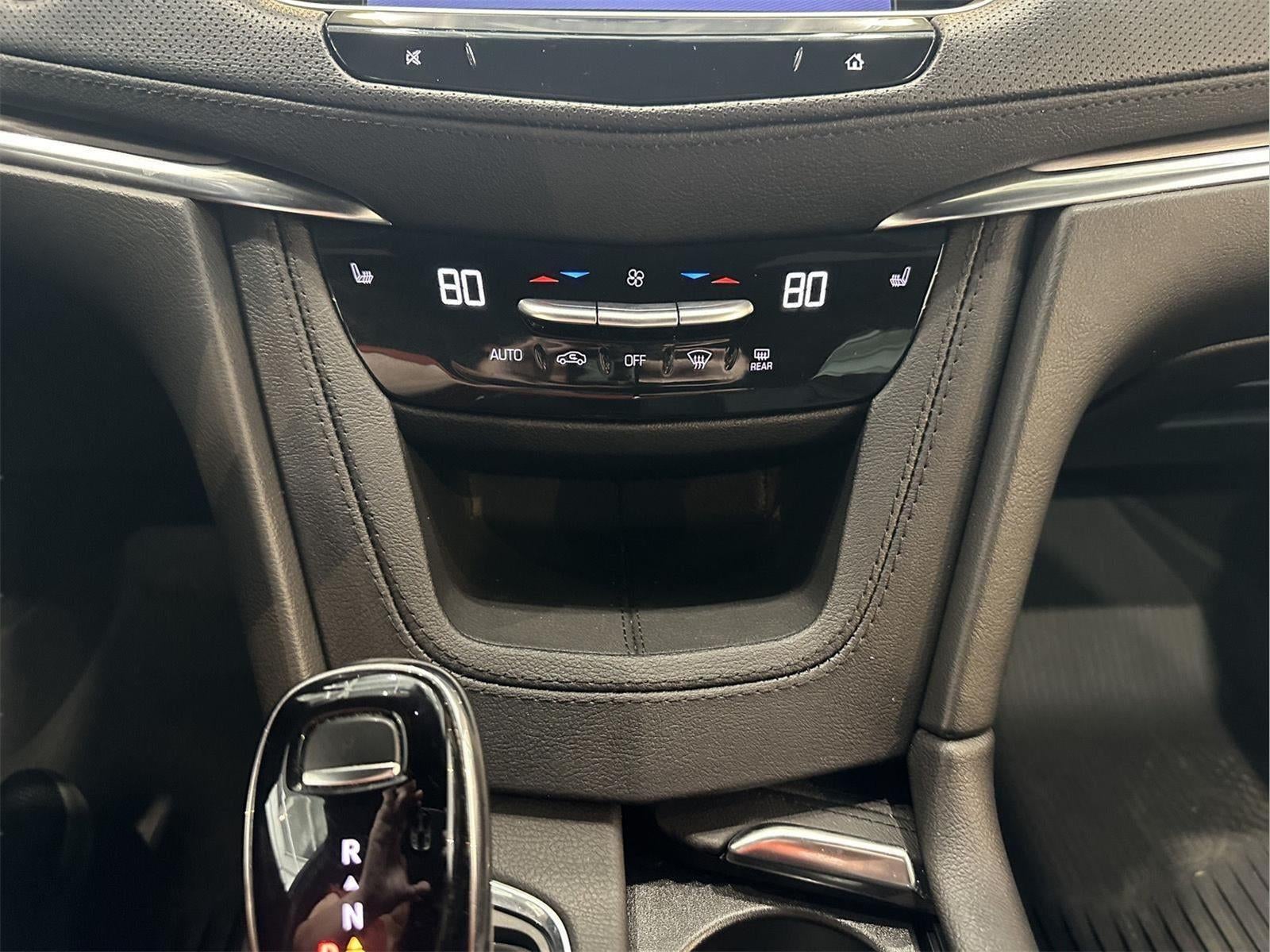 2023 Cadillac XT5 Luxury
