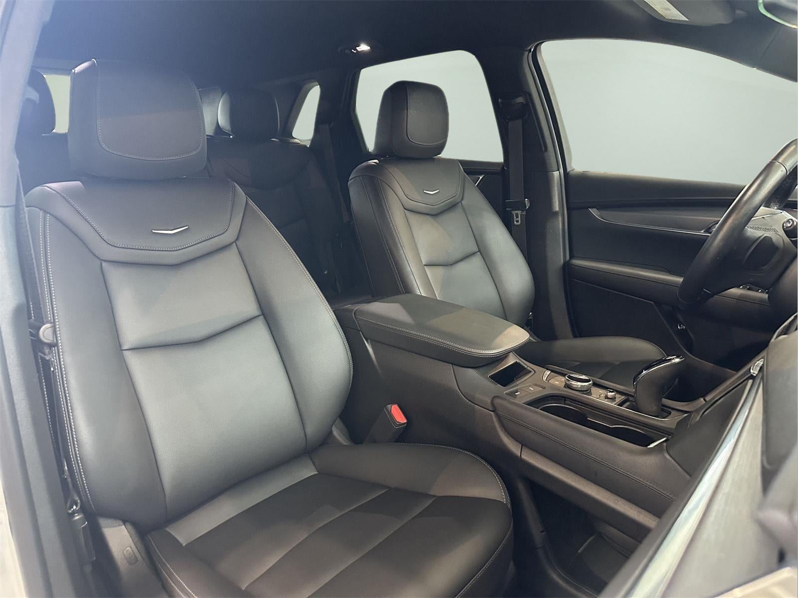 2023 Cadillac XT5 Luxury