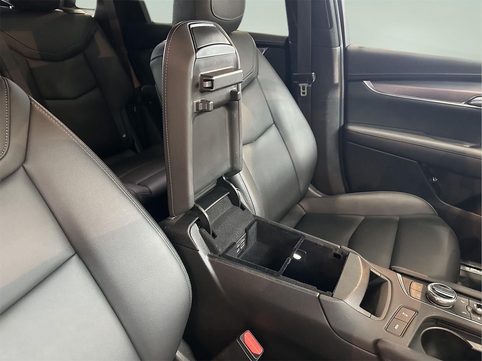 2023 Cadillac XT5 Luxury