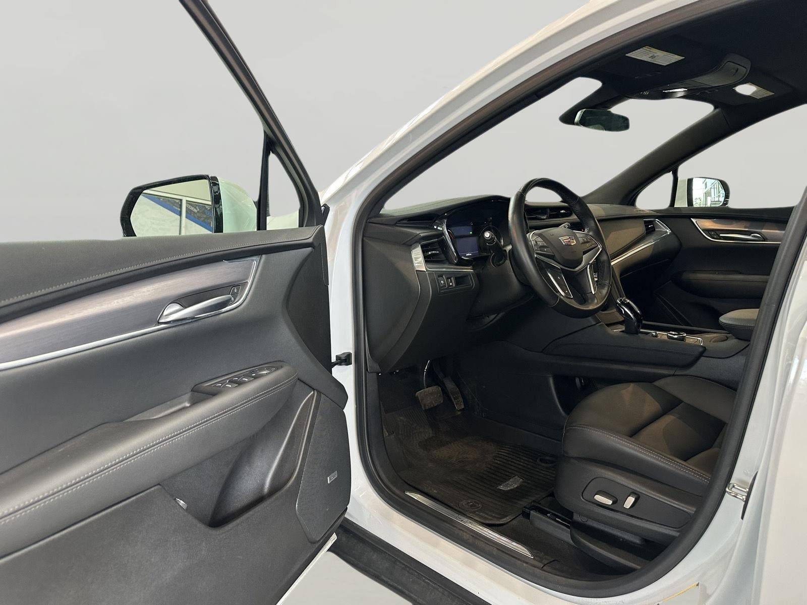 2023 Cadillac XT5 Luxury