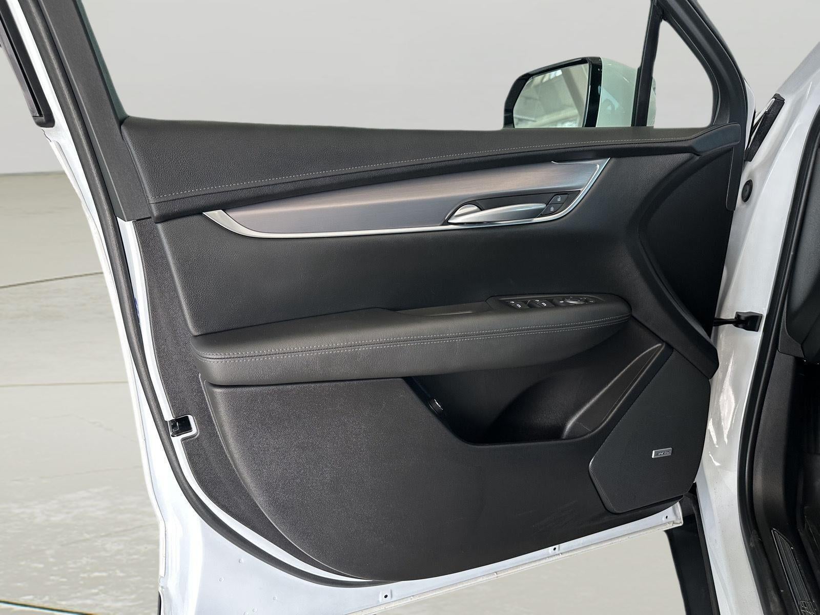 2024 Cadillac XT5 Luxury
