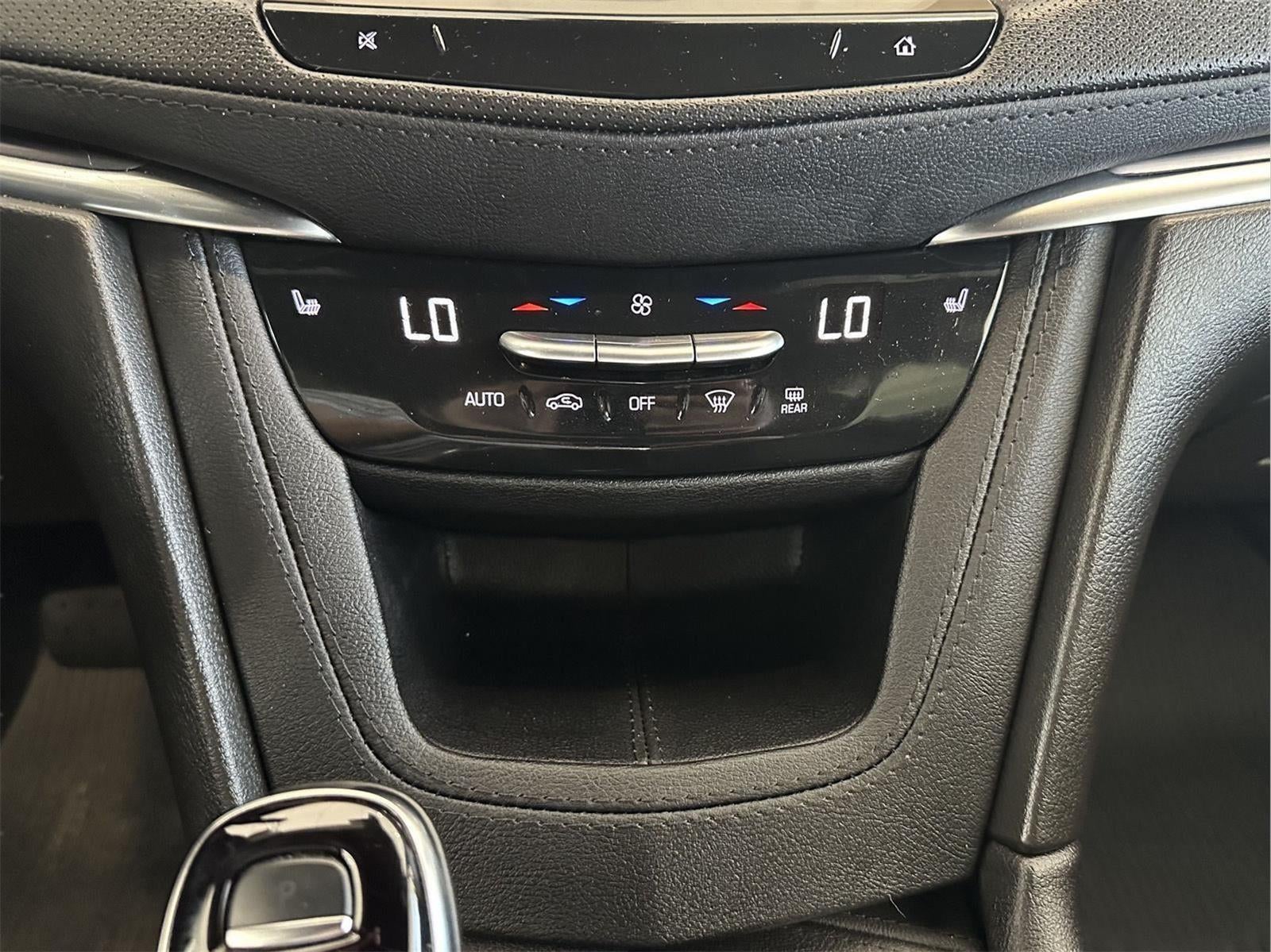 2024 Cadillac XT5 Luxury