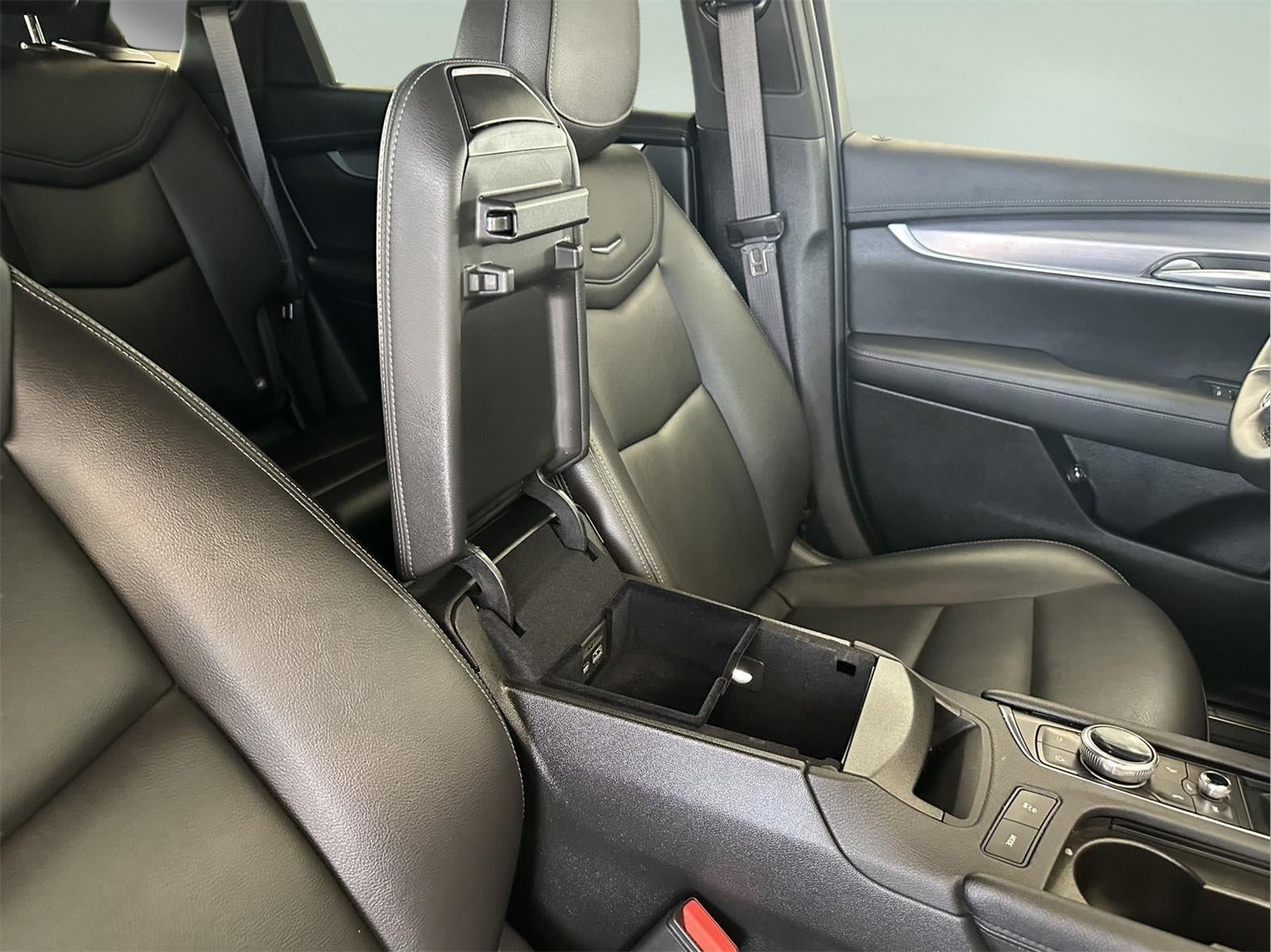 2024 Cadillac XT5 Luxury