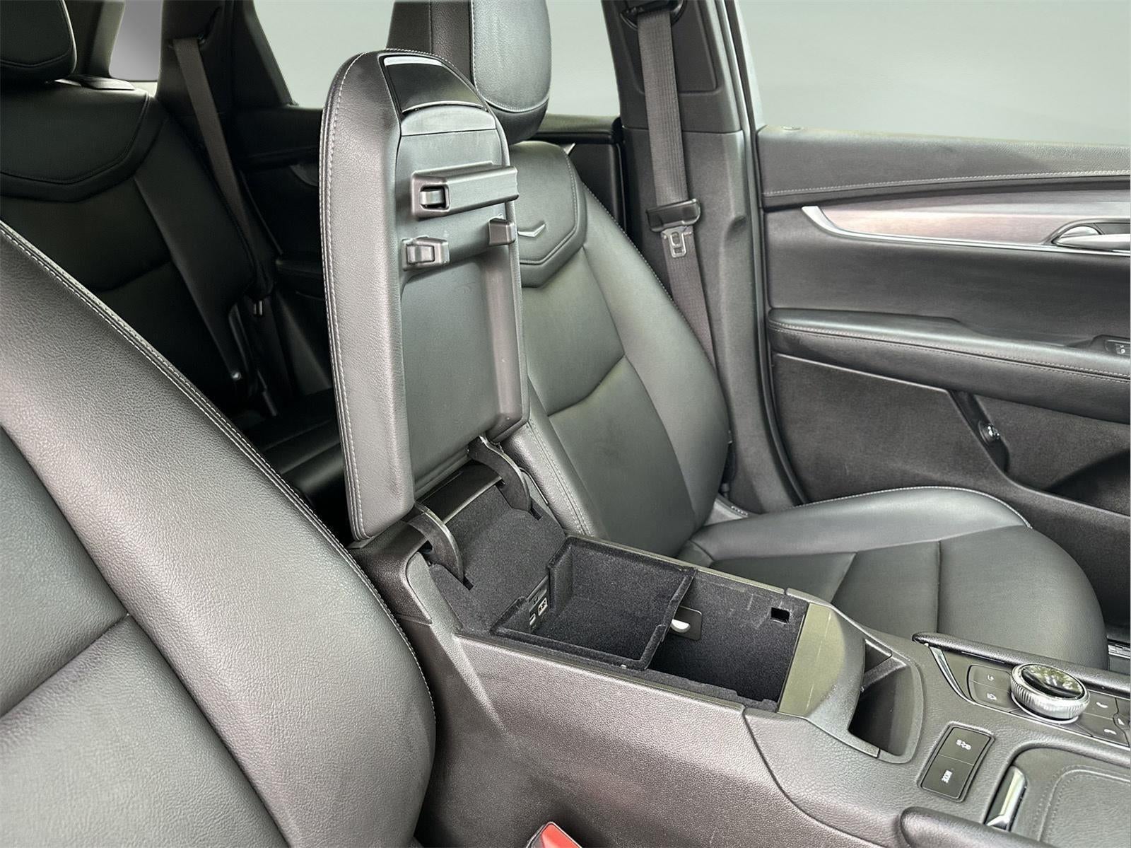 2023 Cadillac XT5 Luxury