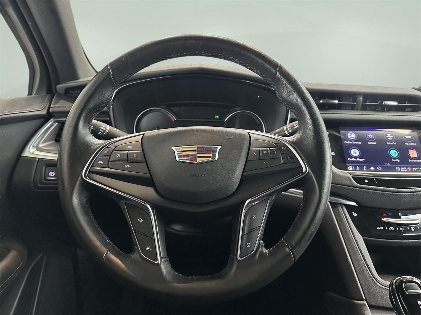 2023 Cadillac XT5 Luxury