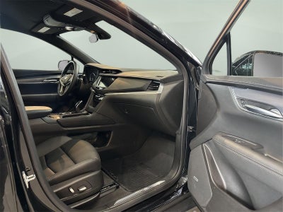 2024 Cadillac XT5 Luxury