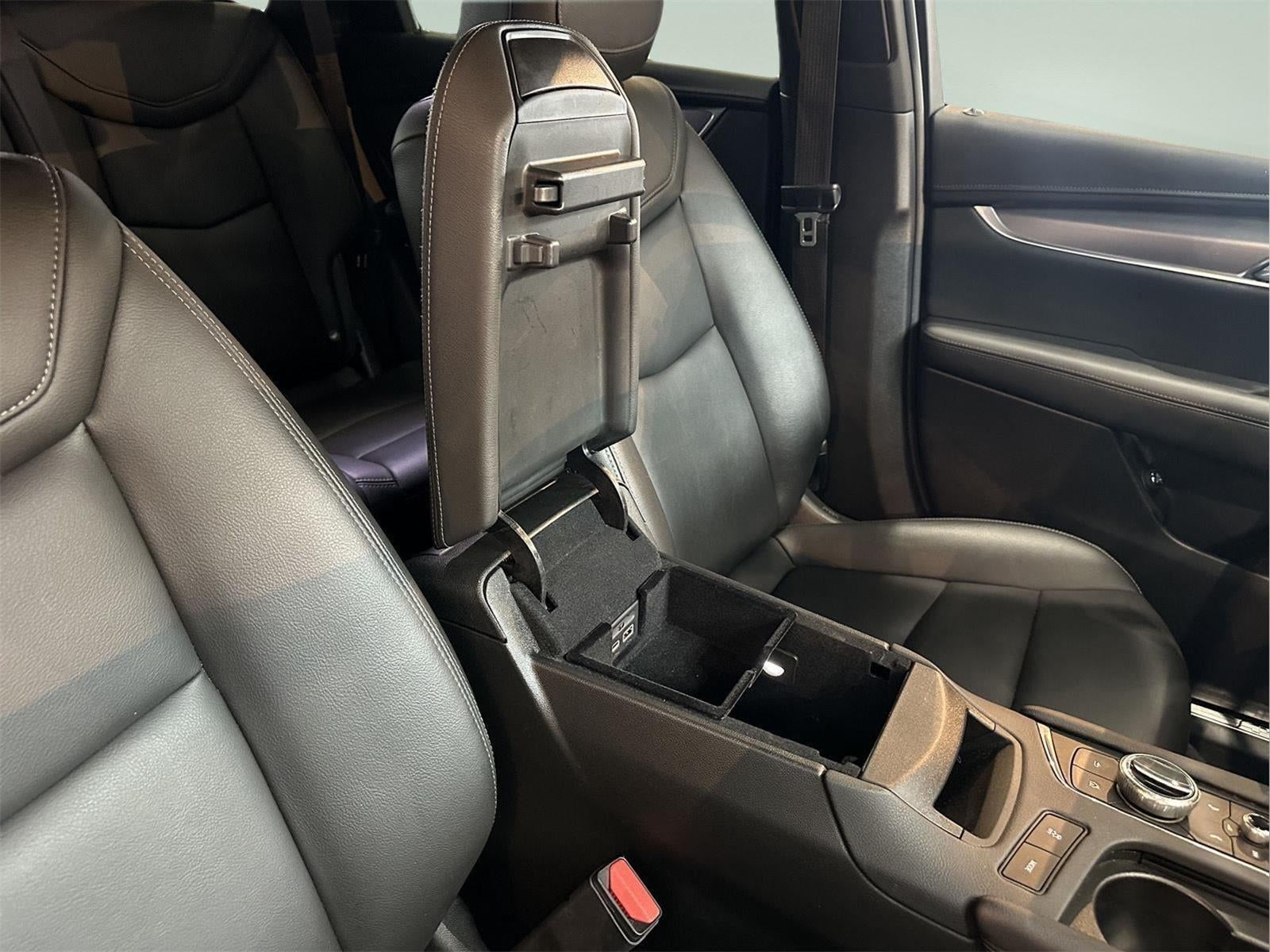 2024 Cadillac XT5 Luxury