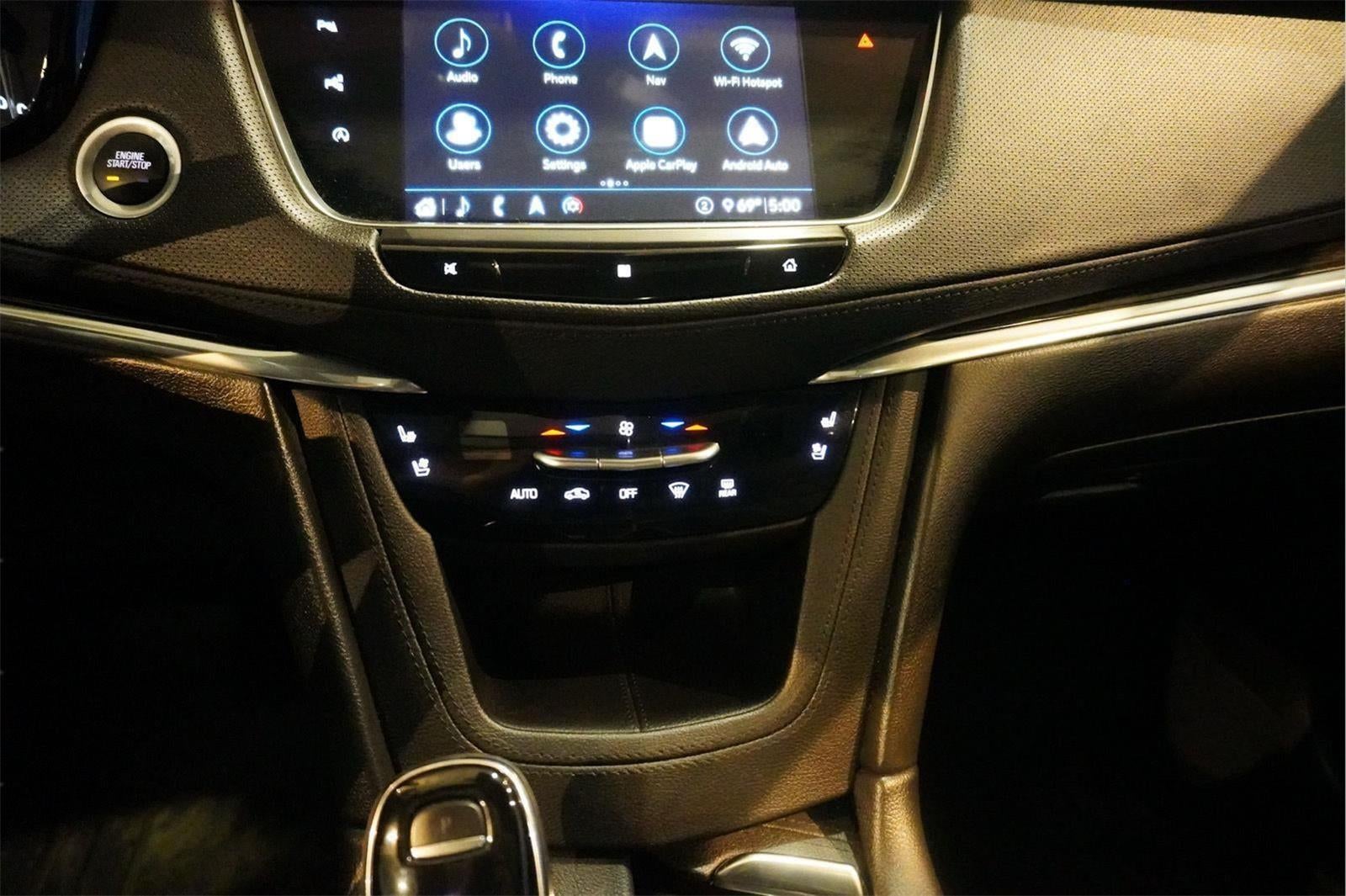 2020 Cadillac XT5 Premium Luxury