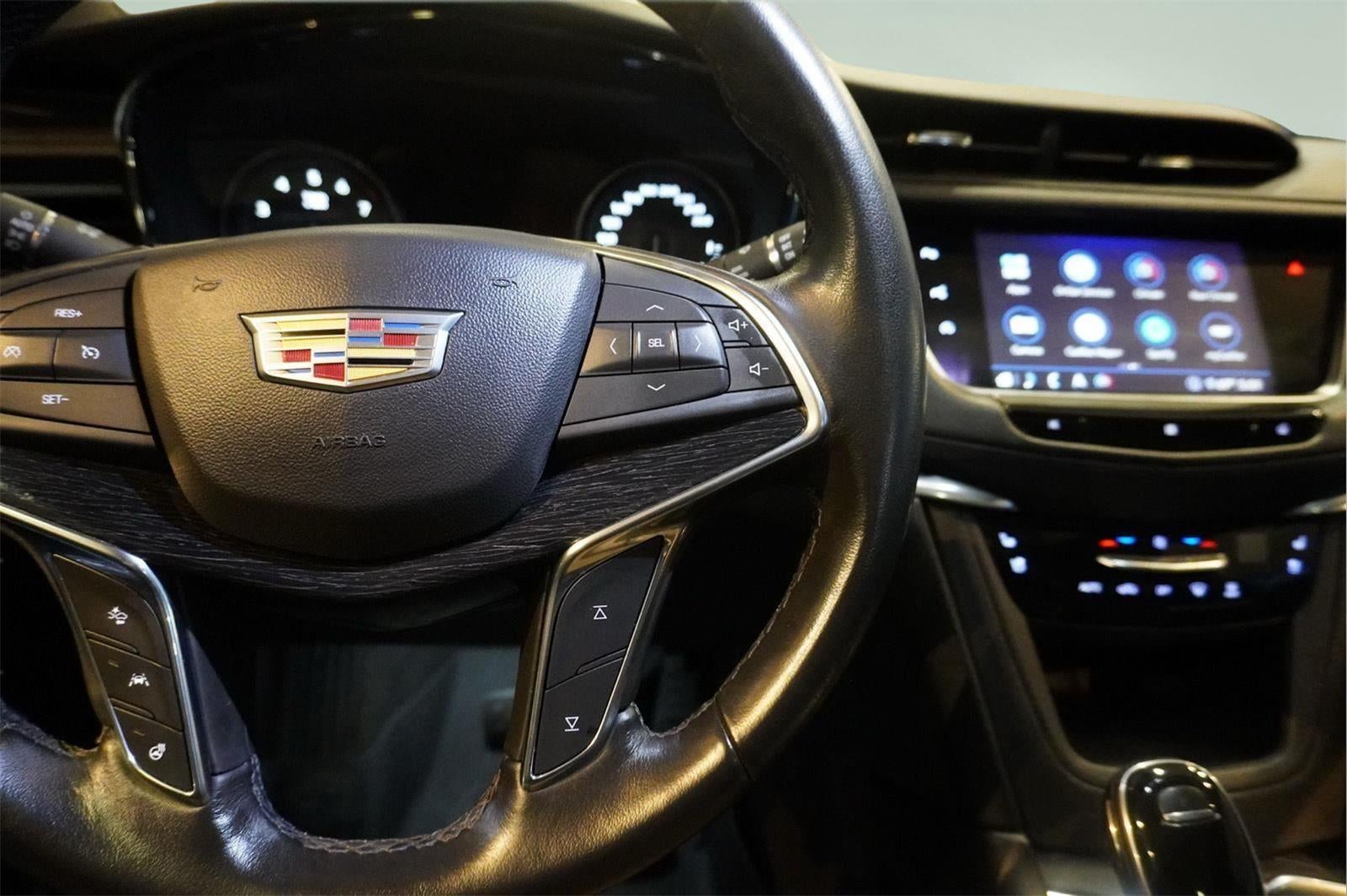 2020 Cadillac XT5 Premium Luxury