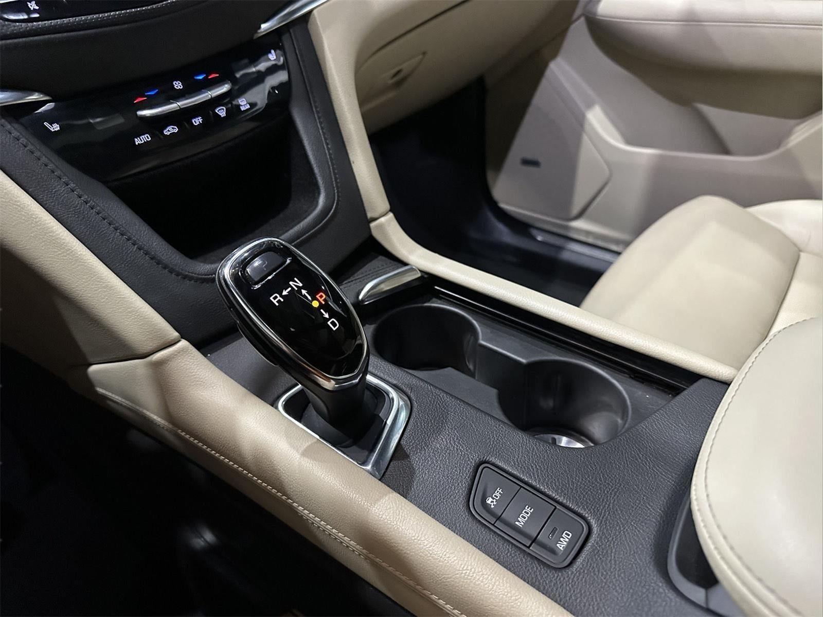 2017 Cadillac XT5 Luxury AWD