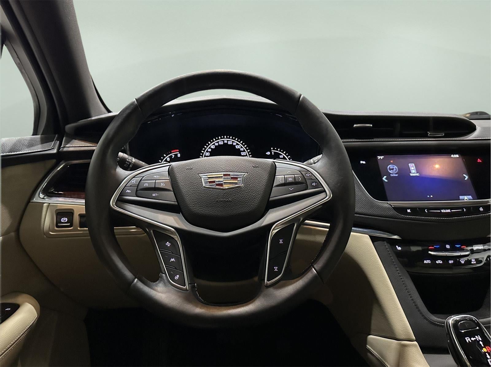 2017 Cadillac XT5 Luxury AWD