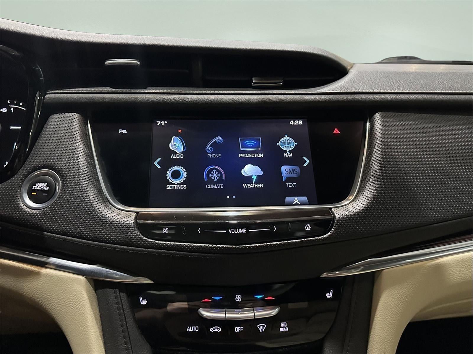 2017 Cadillac XT5 Luxury AWD