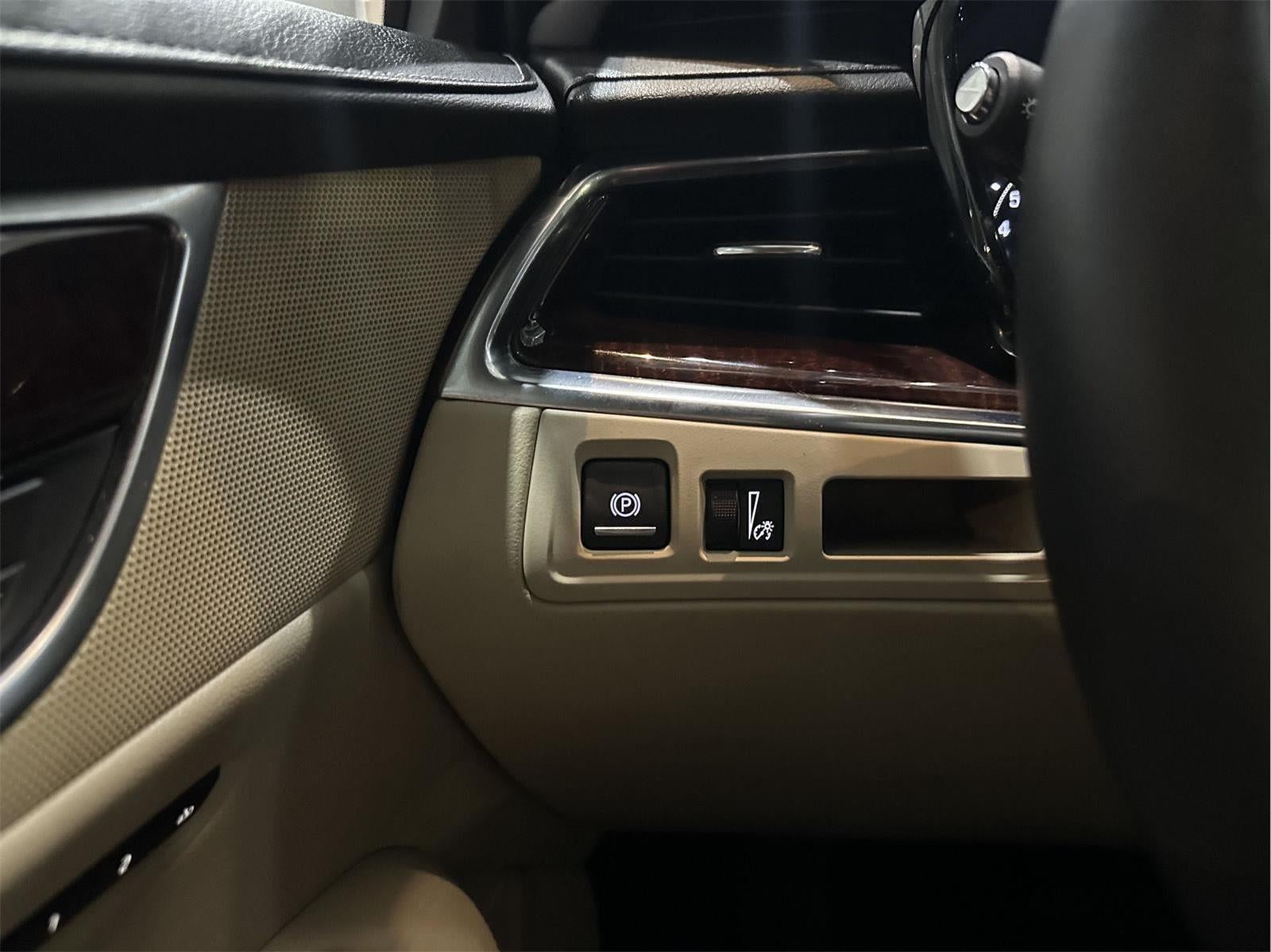 2017 Cadillac XT5 Luxury AWD