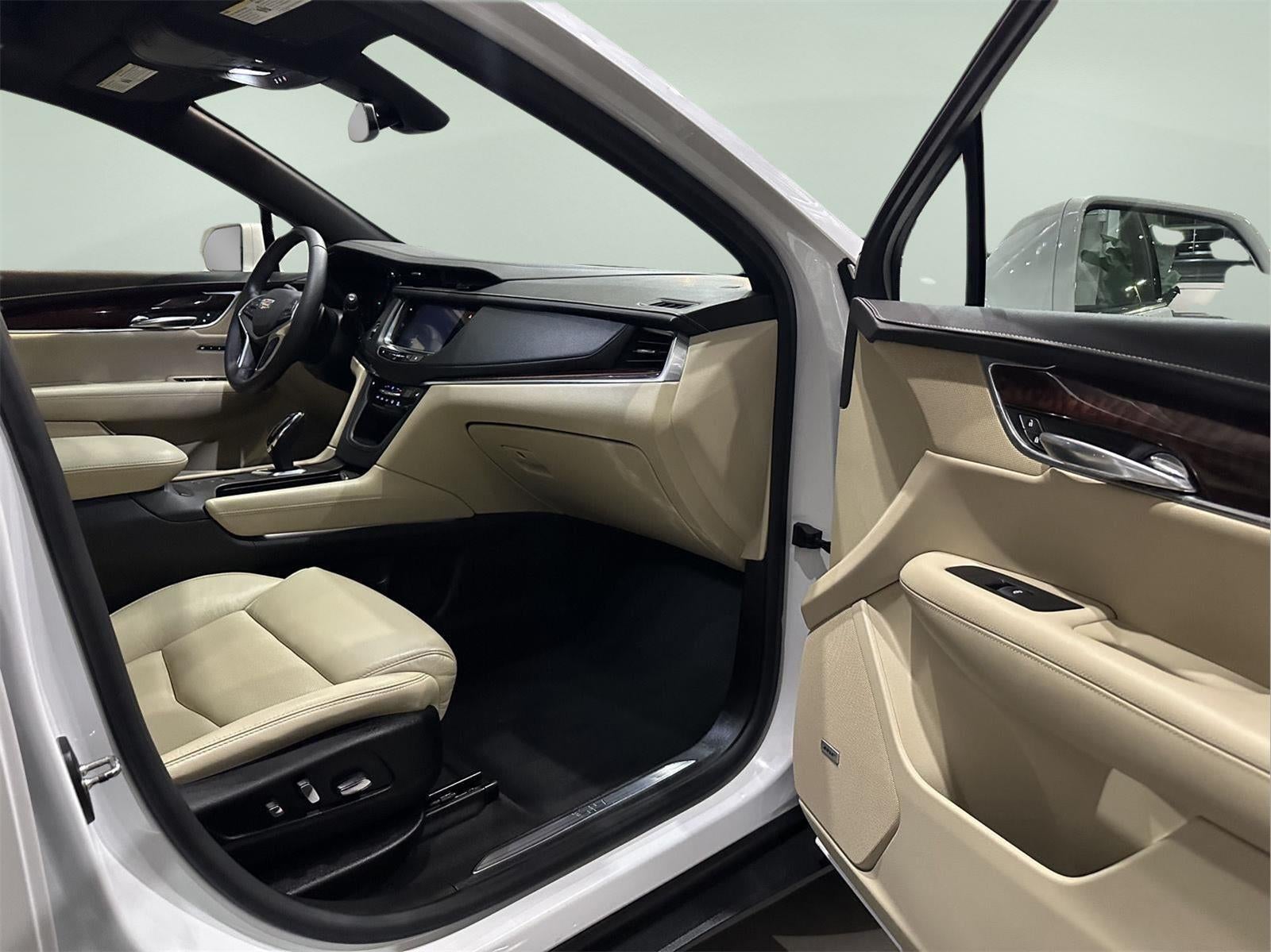 2017 Cadillac XT5 Luxury AWD