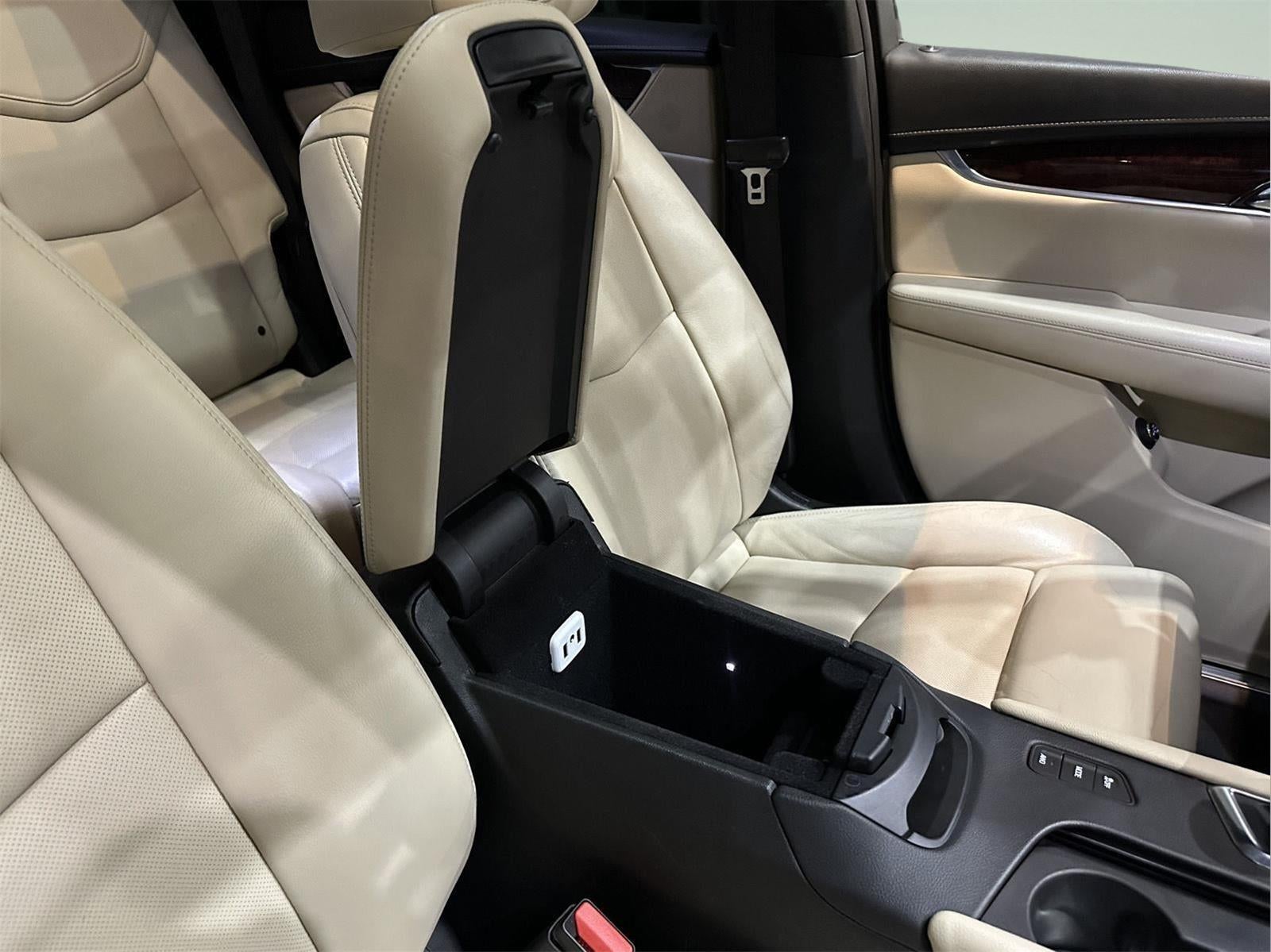 2017 Cadillac XT5 Luxury AWD