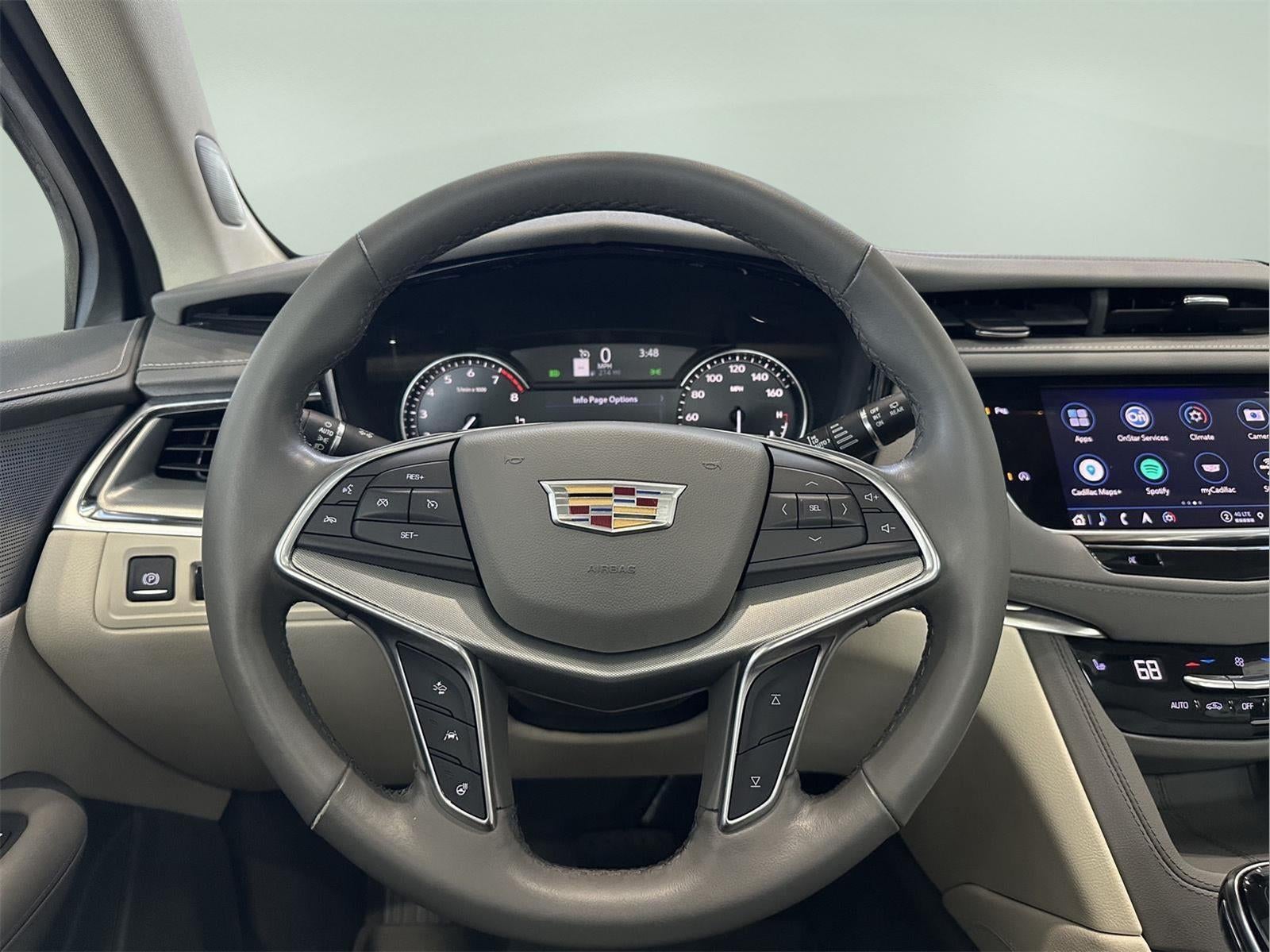 2022 Cadillac XT5 Premium Luxury